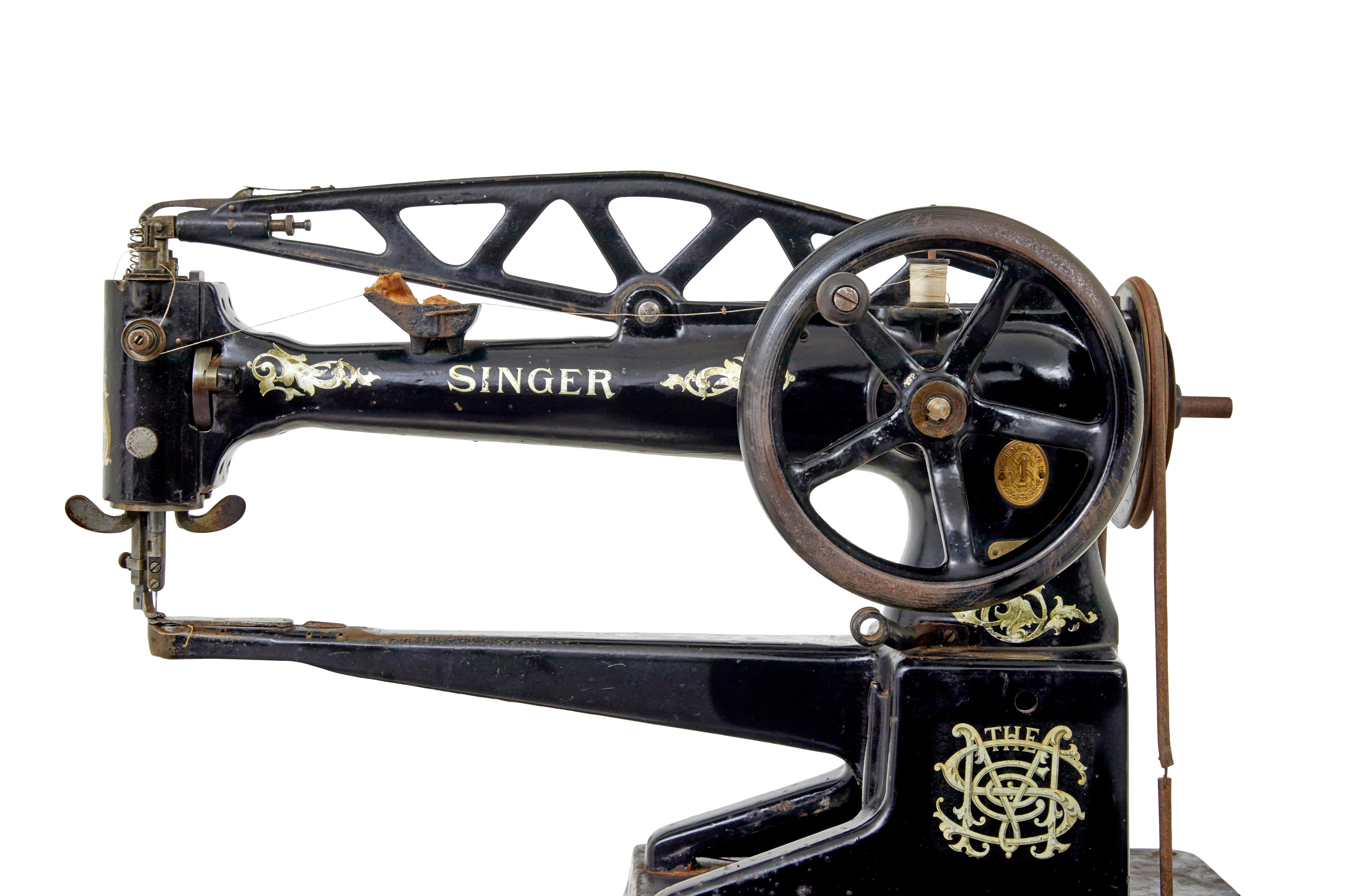 XIXe siècle Machine à coudre Singer en fonte noire d'usine du 19e siècle en vente