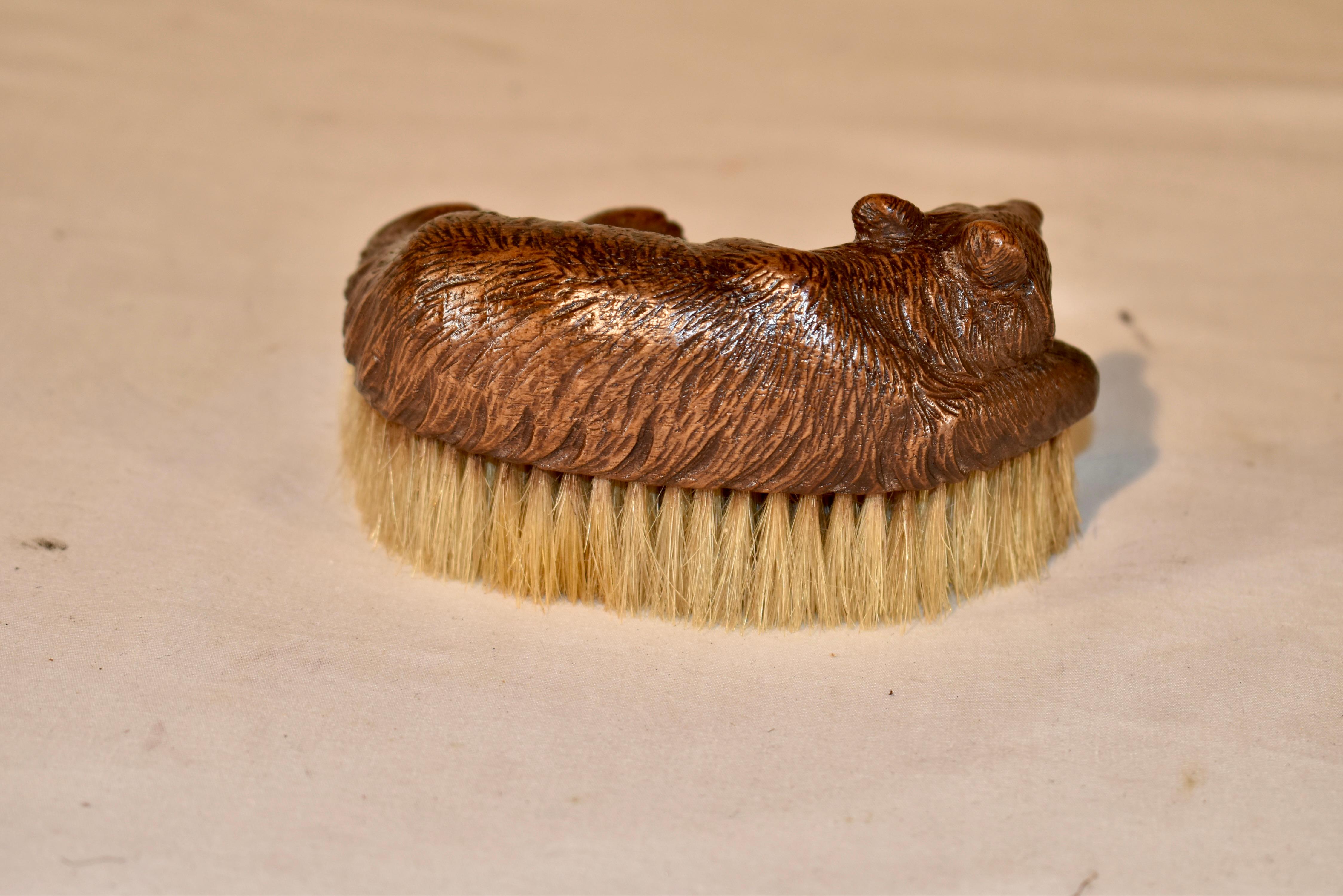 19th Century Black Forest Bear Clothes Brush In Good Condition For Sale In High Point, NC