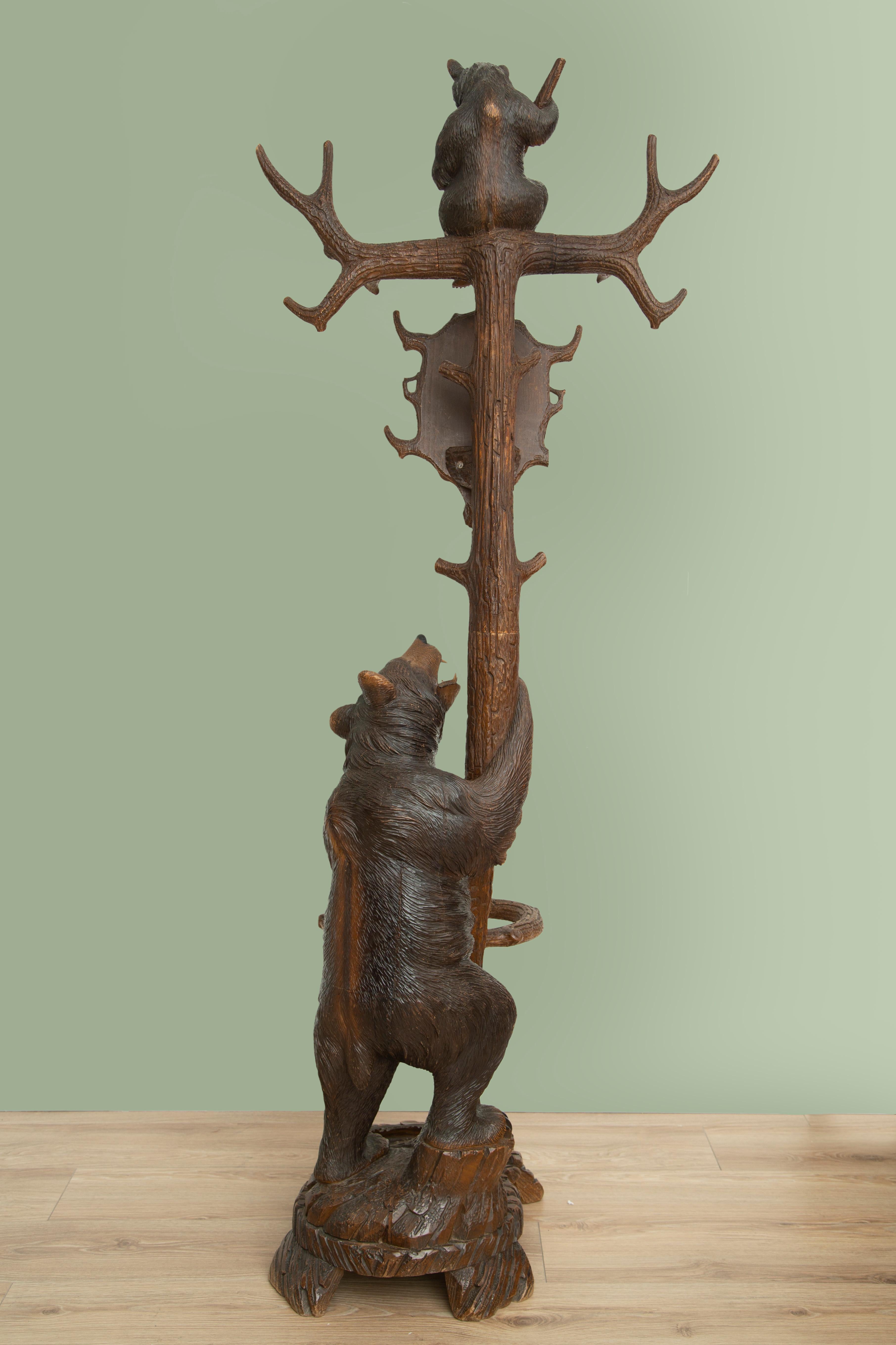 19th Century Black Forest Bear Hall Stand For Sale 1