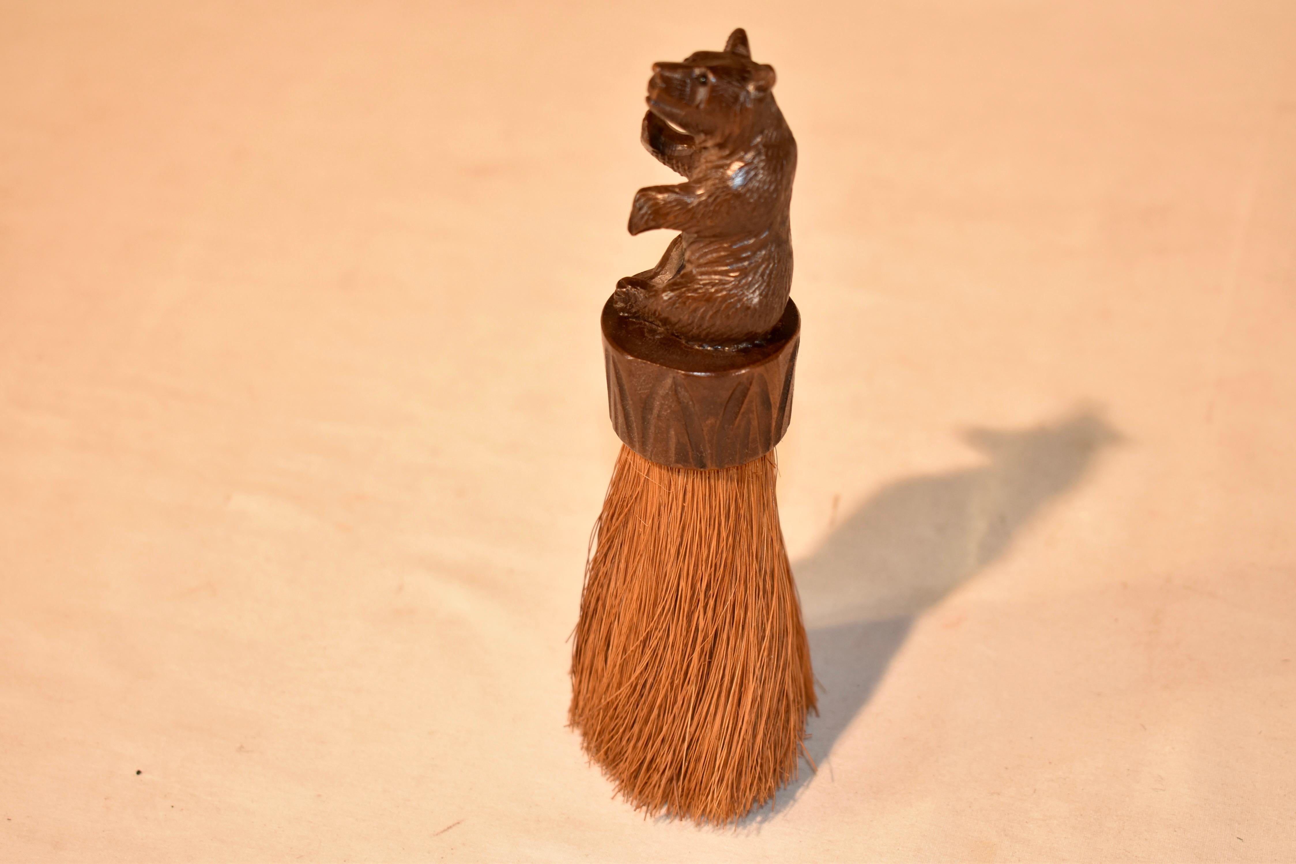19th Century Black Forest Carved Bear Brush In Good Condition For Sale In High Point, NC
