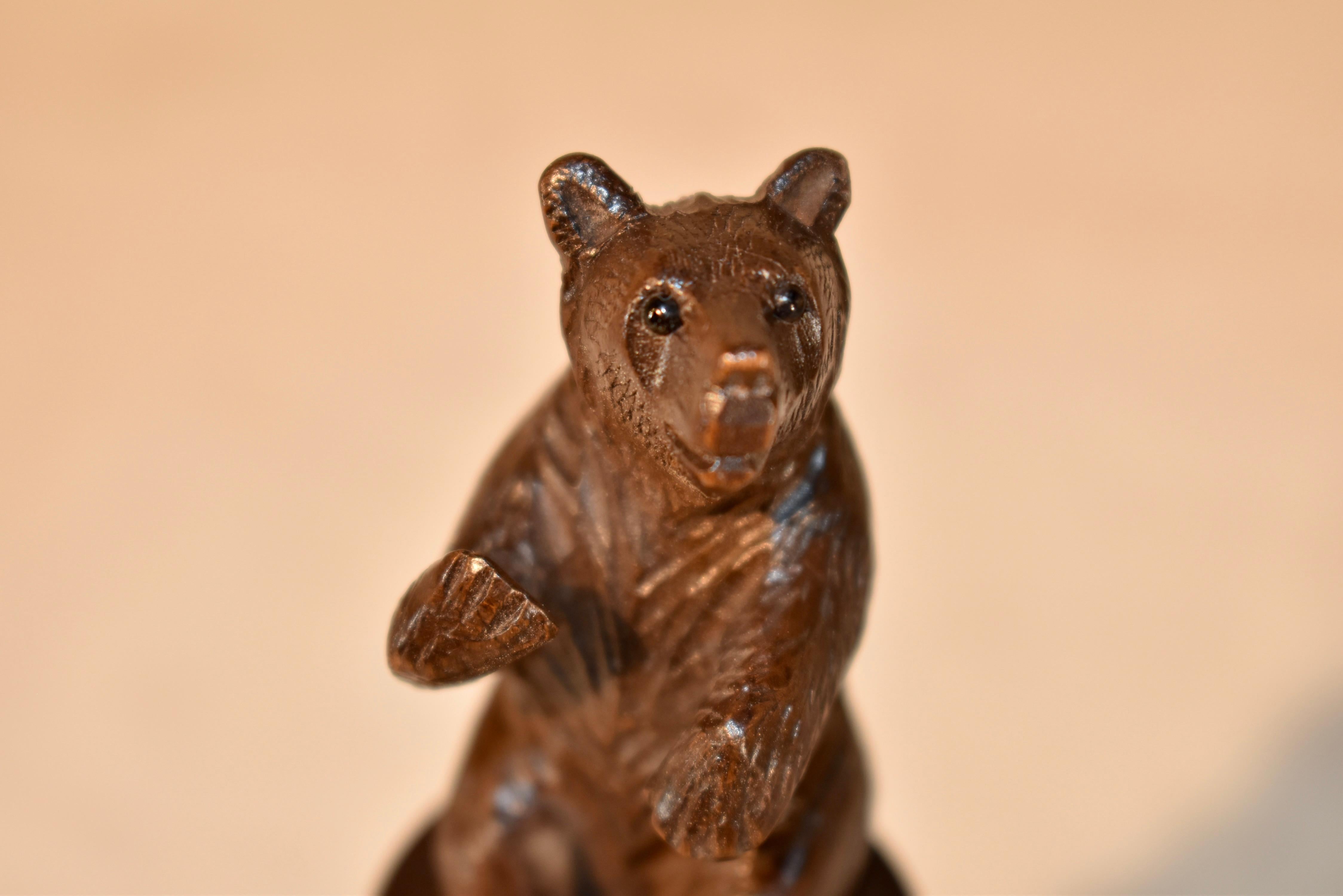 19th Century Black Forest Carved Bear Brush For Sale 2