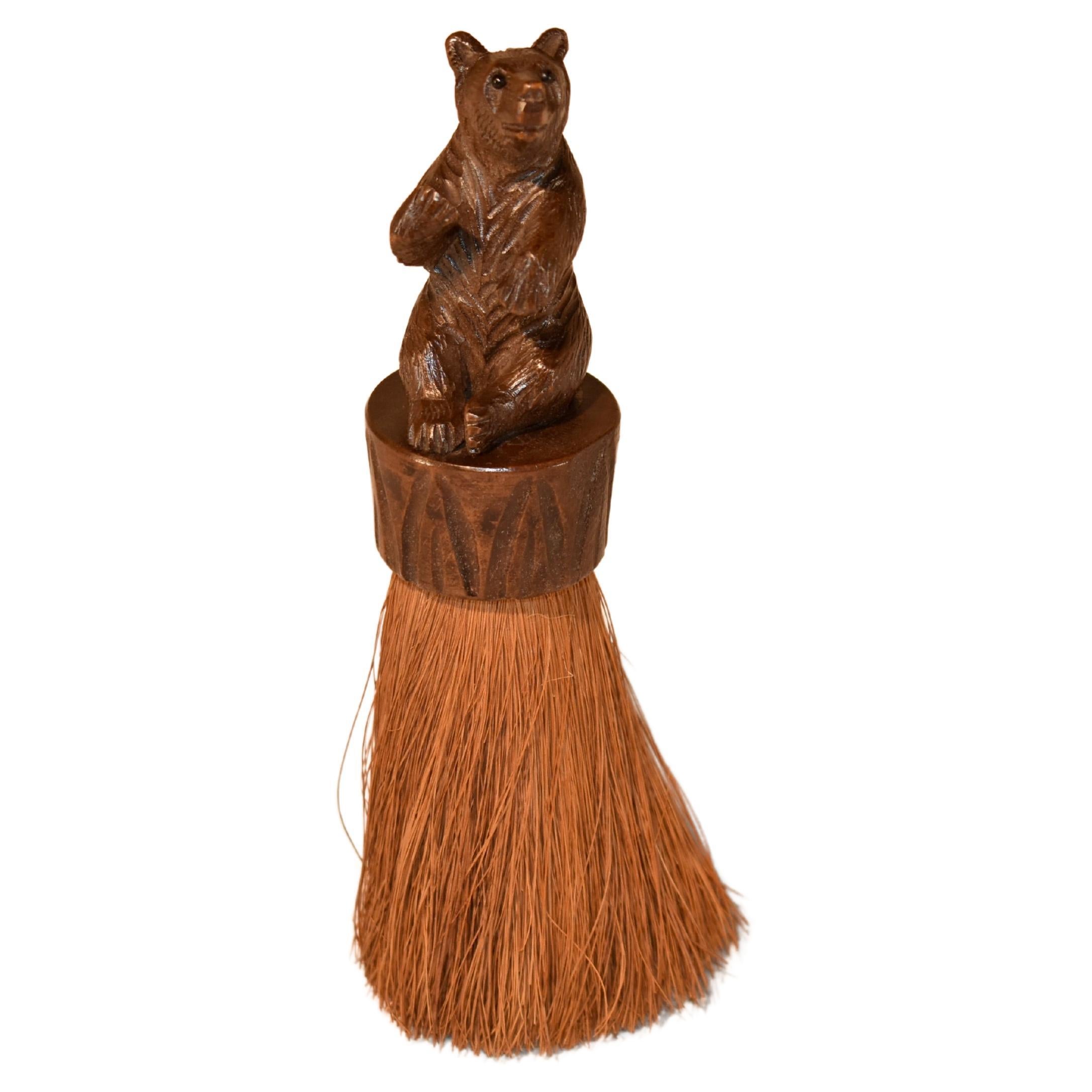 Pincel de oso tallado en Black Forest del siglo XIX