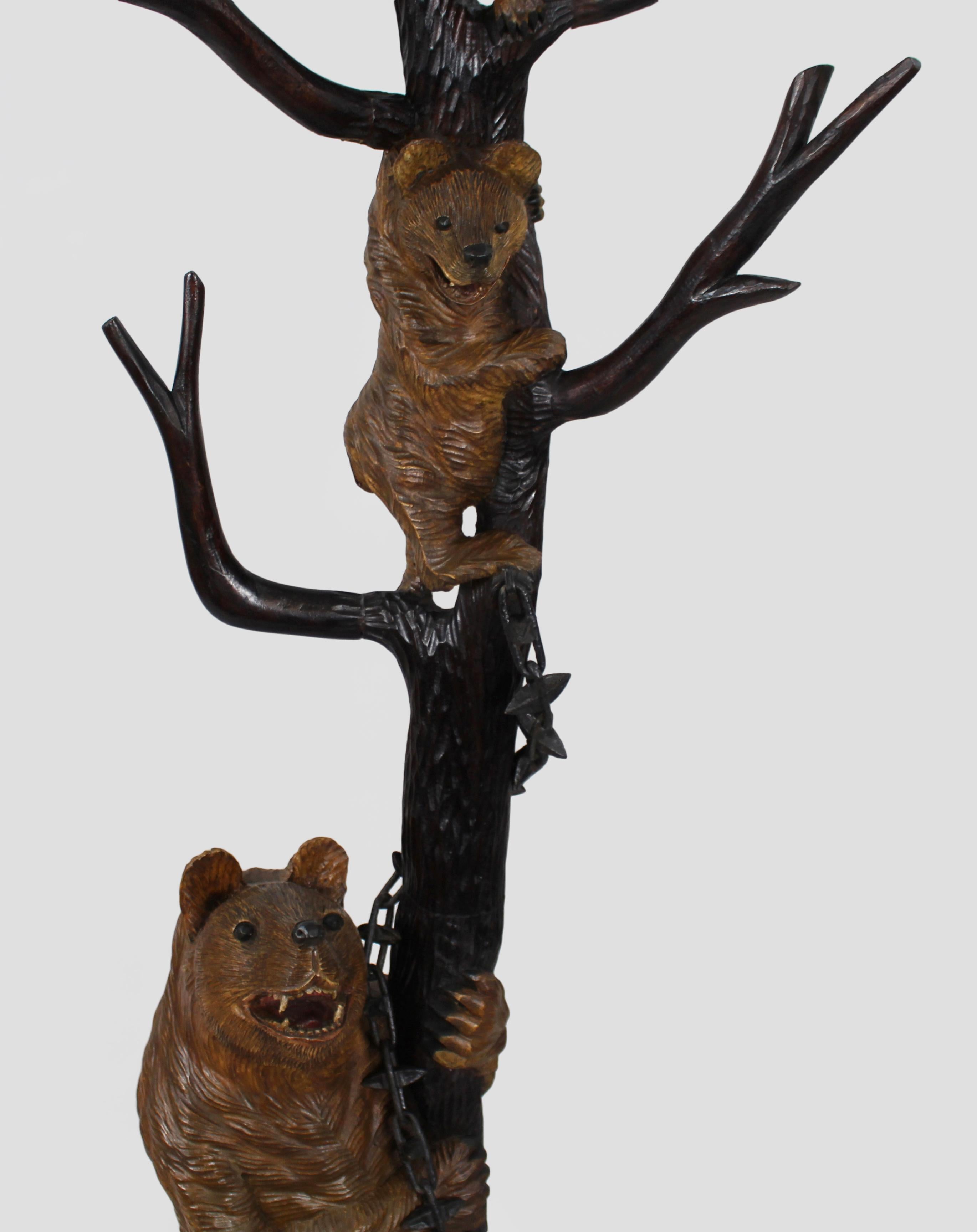 19th Century Black Forest Carved Bear Coat Stand For Sale 4