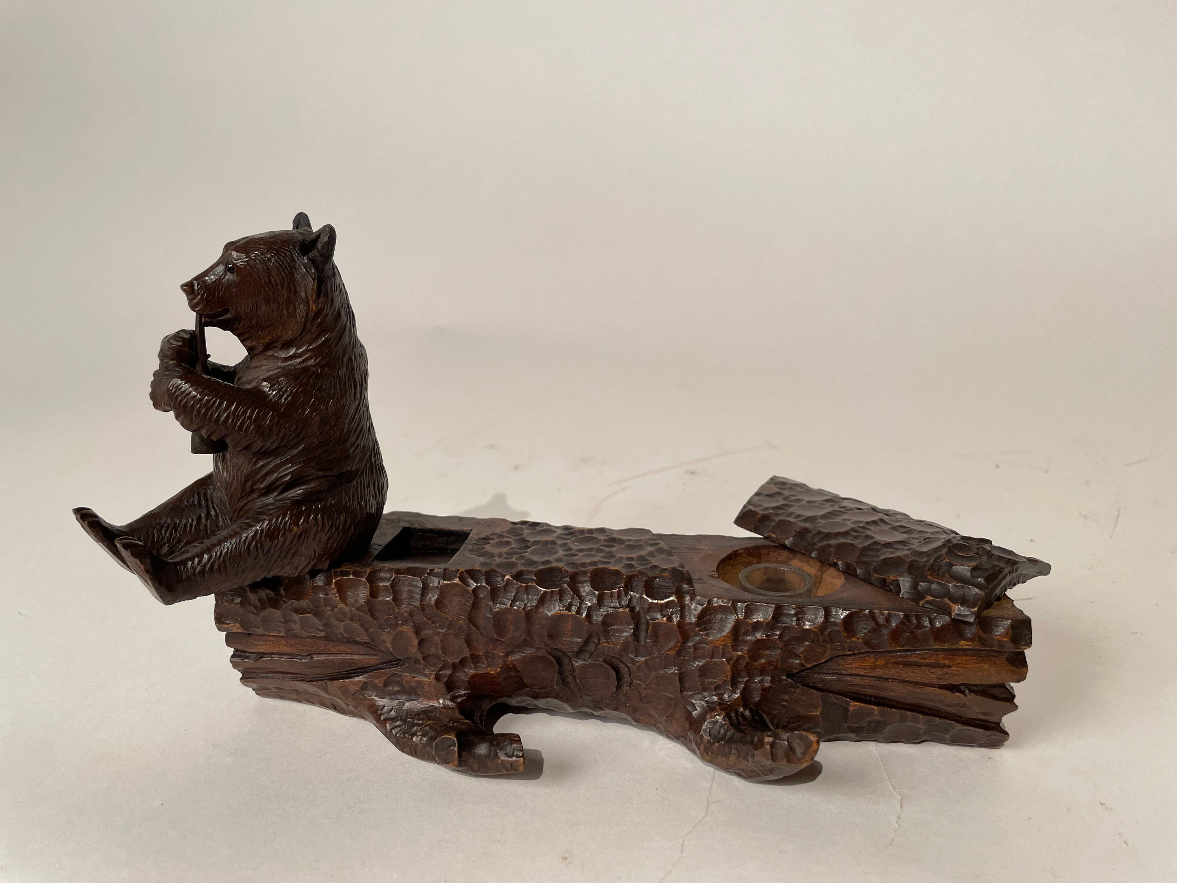 19th Century Black Forest Carved Bear on a Log Inkwell 2