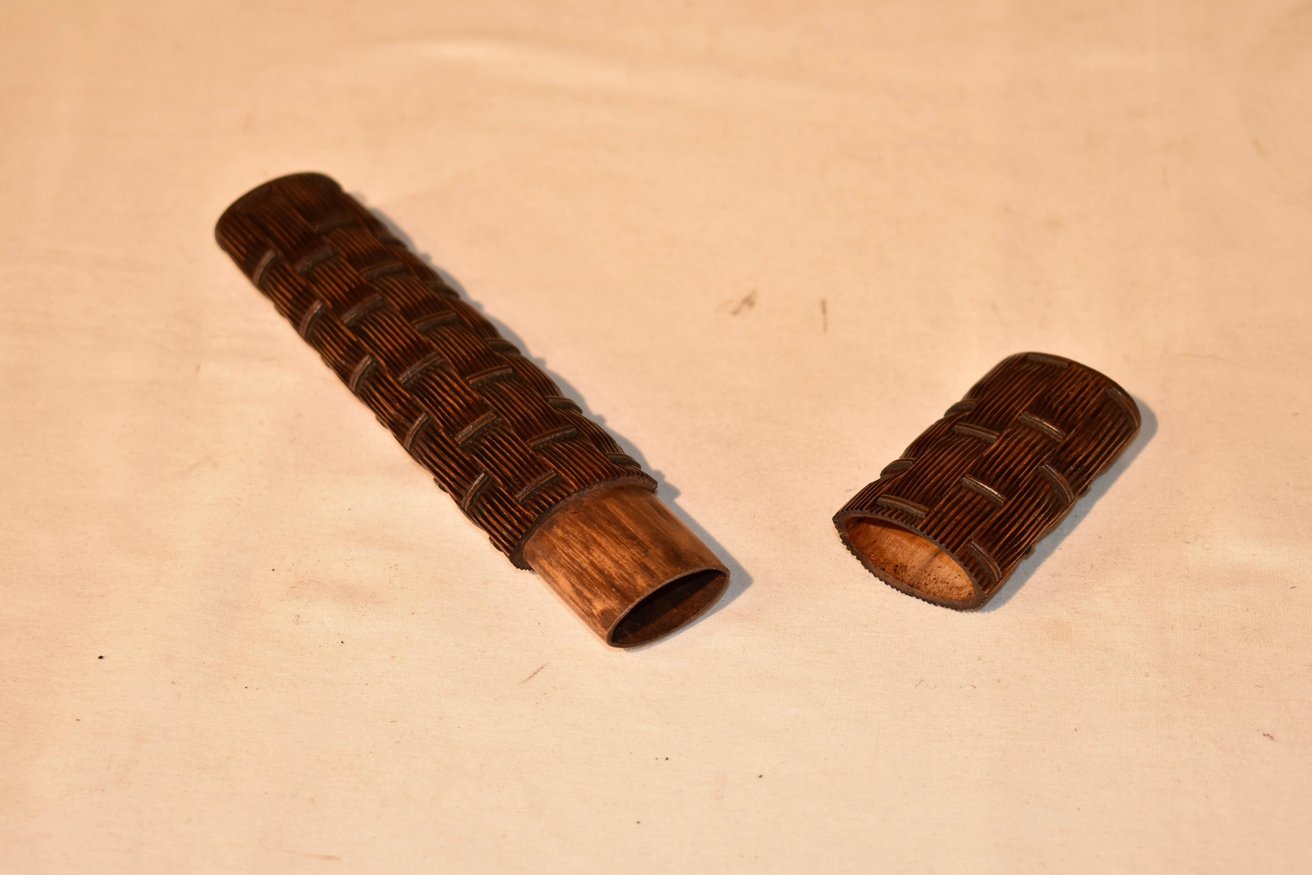 19th Century Black Forest Carved Fan Case In Good Condition For Sale In High Point, NC
