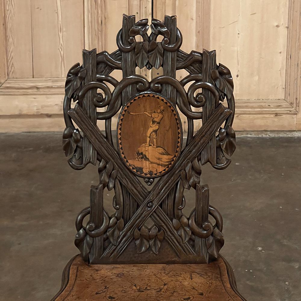 XIXe siècle Chaise de salon du 19ème siècle sculptée et marquetée en Forêt Noire en vente