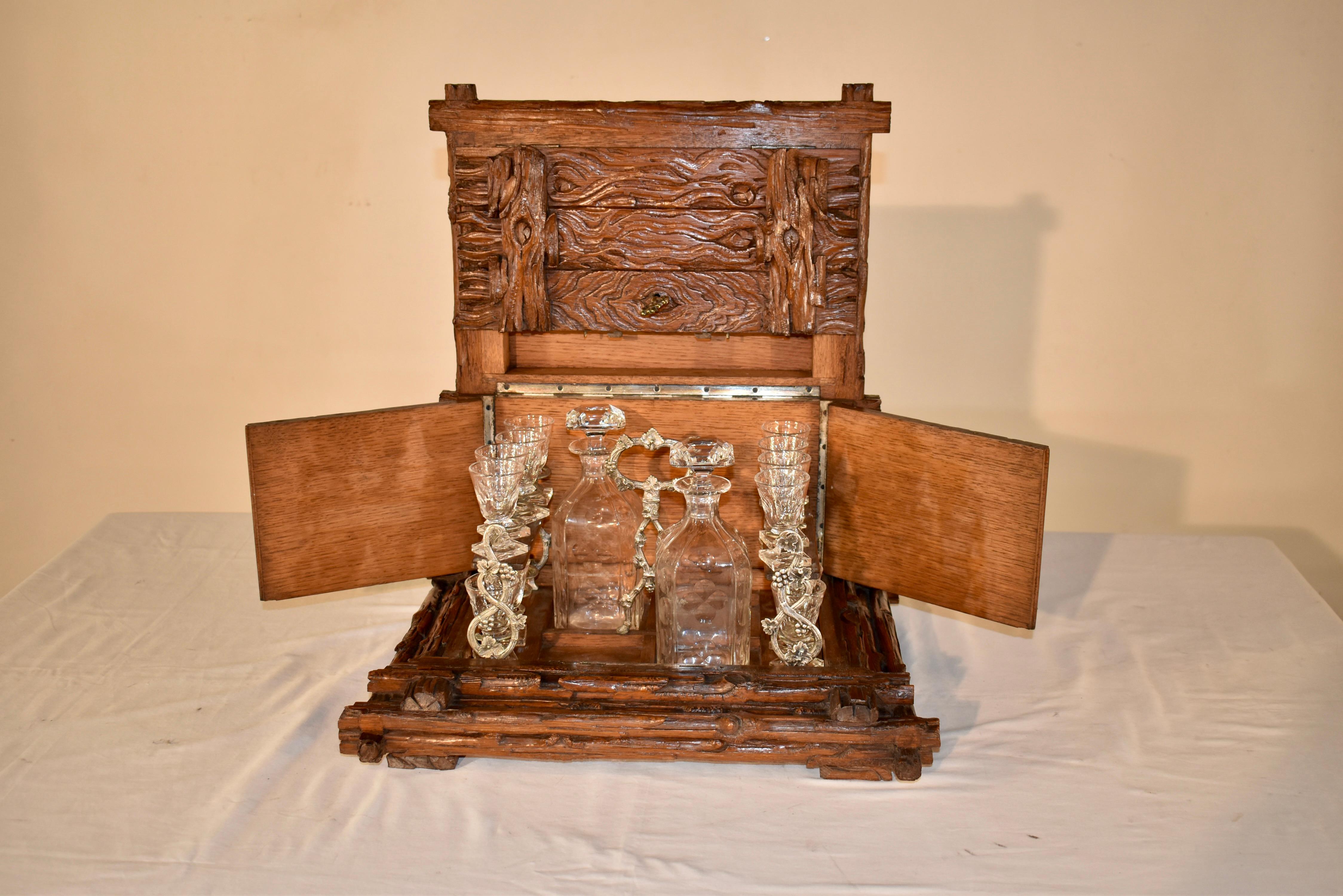 19th Century Black Forest Carved Liquor Box For Sale 1