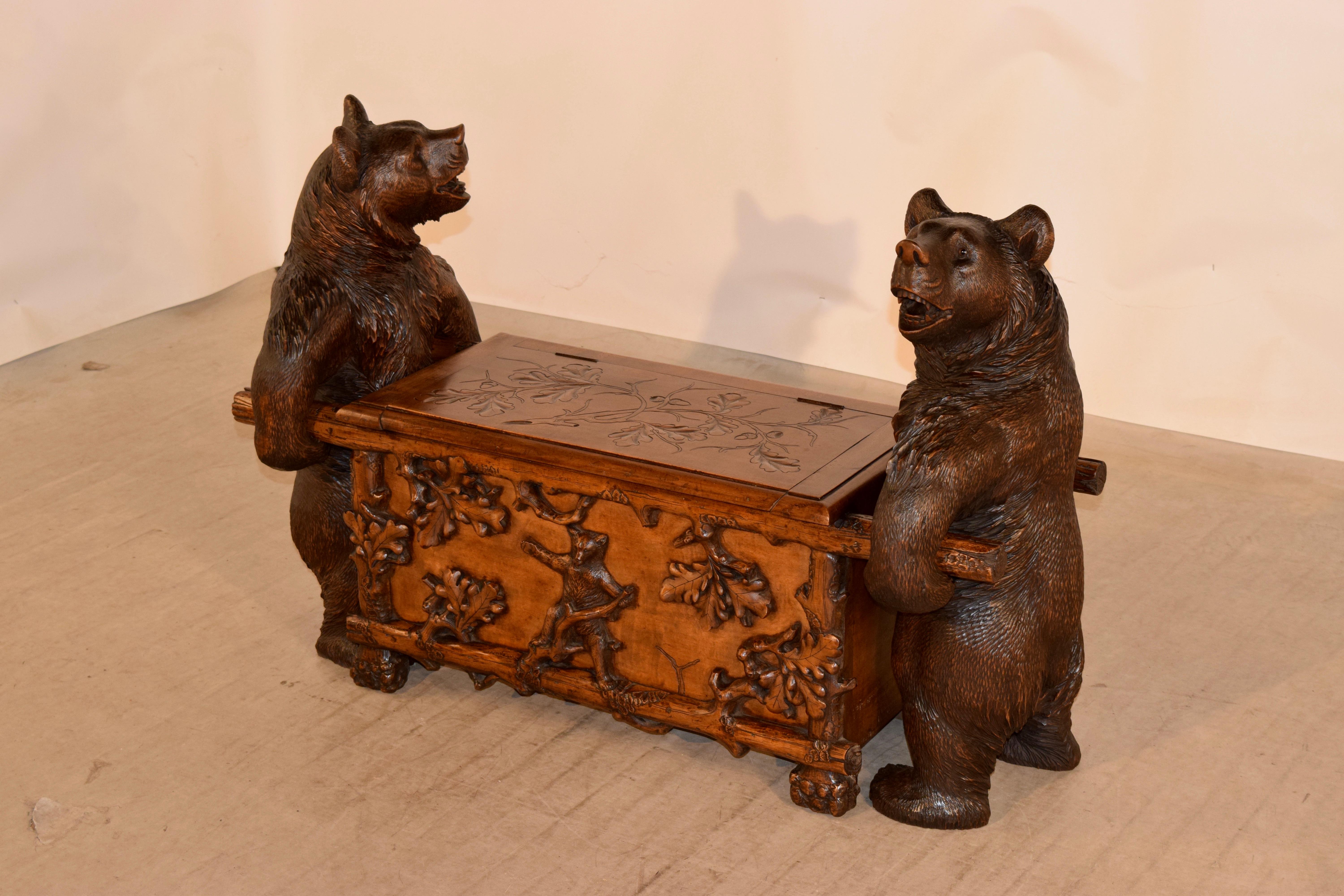 Forêt-Noire Banc d'ours insolite sculpté de la Forêt Noire du 19ème siècle en vente
