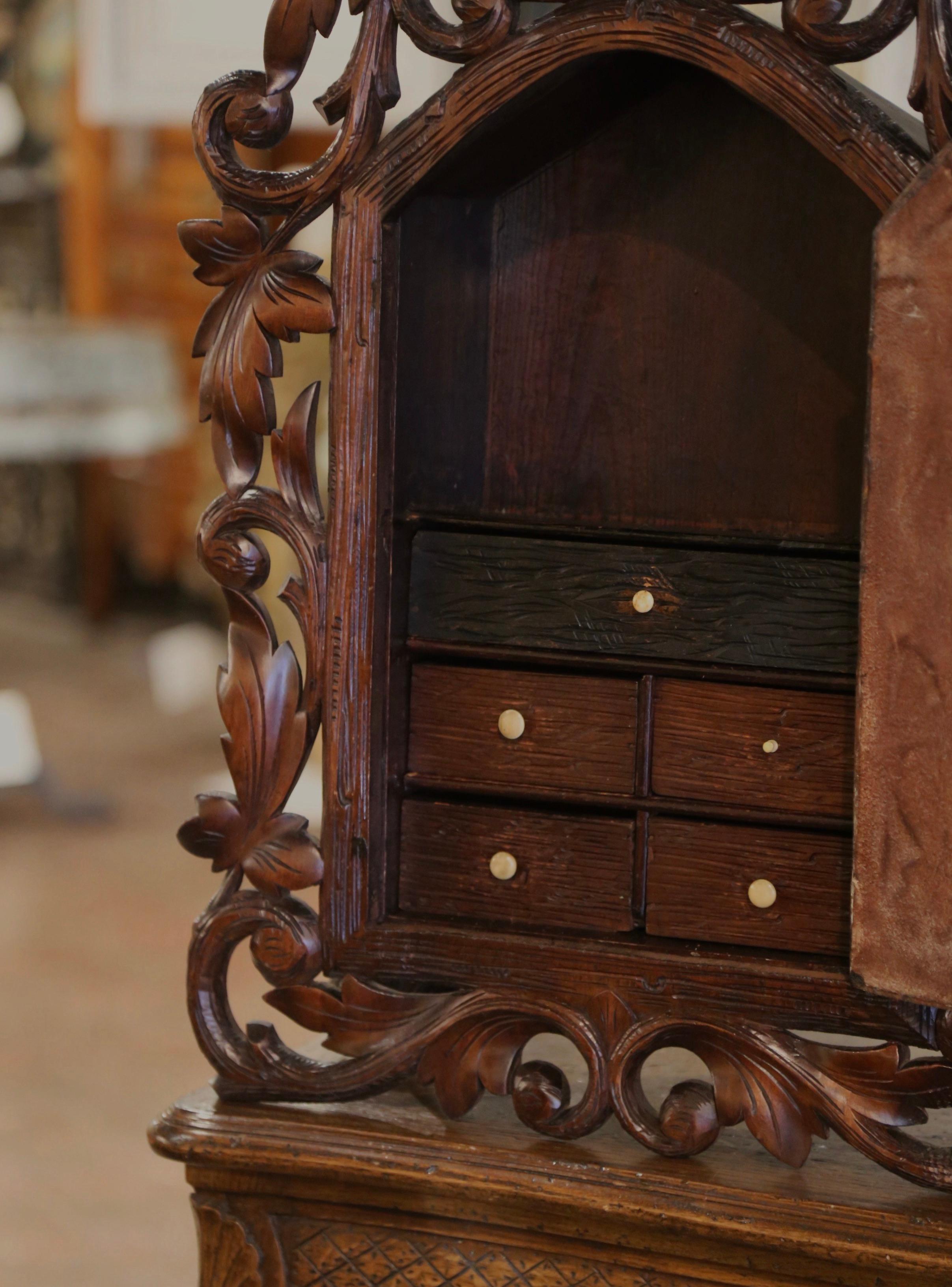 19th Century Black Forest Carved Walnut and Leather Wall Vitrine Cabinet  For Sale 3