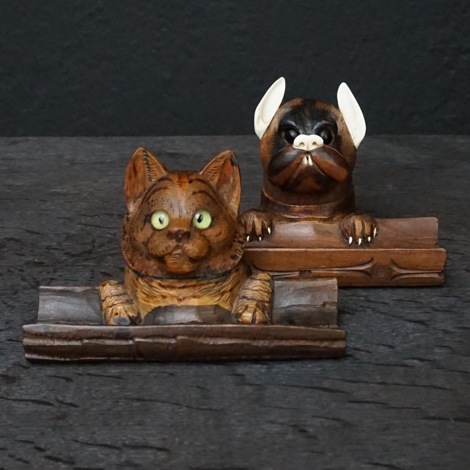 Swiss 19th Century Black Forest Carved Walnut Dog and Cat Head Inkwells with Pen Rest For Sale
