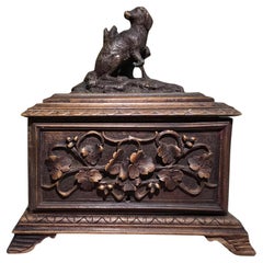 Scatola per sigari Black Forest del XIX secolo - Legno intagliato a mano