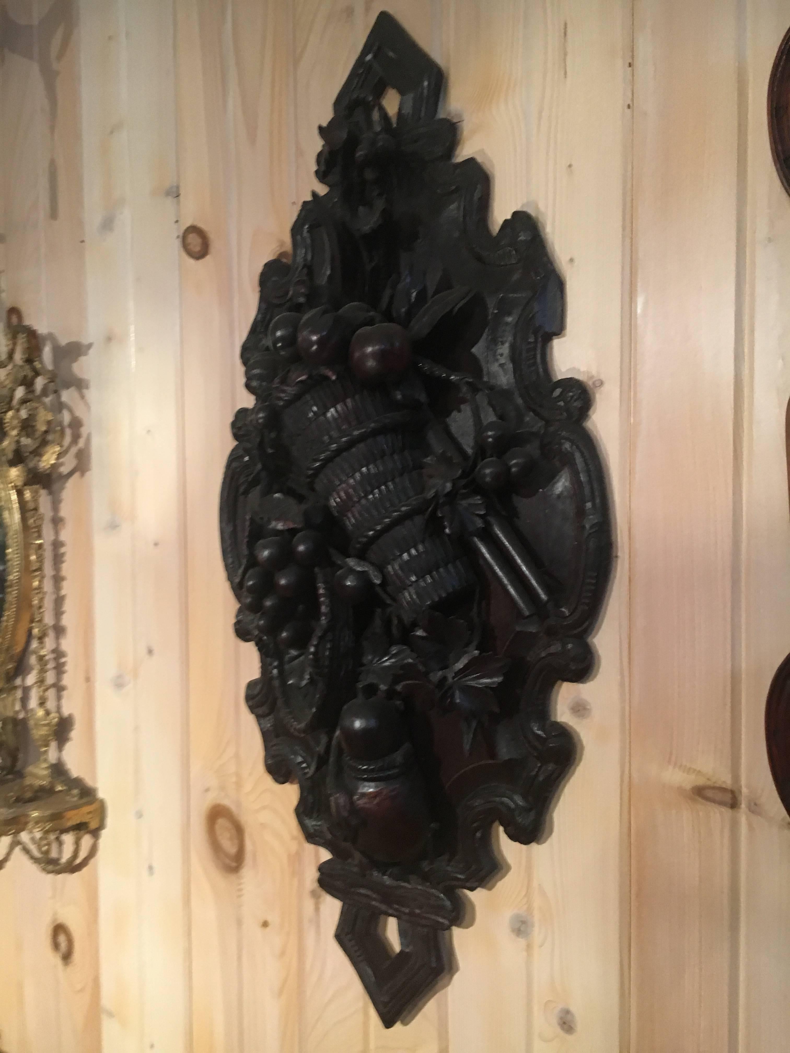 An Important 19th Century Black Forest Cuckoo Clock.  Geo Kuehl, Original Condit In Good Condition In Buchanan, MI