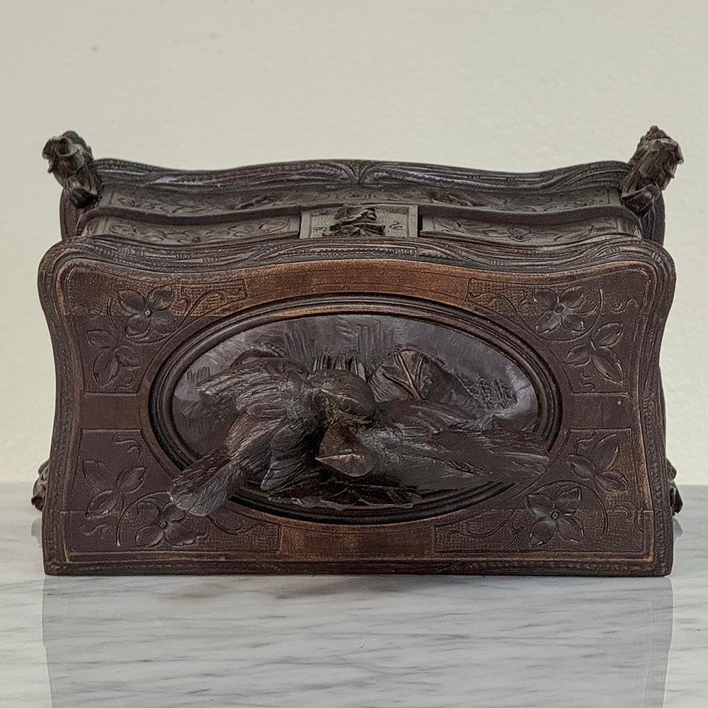 19th Century Black Forest Hand-Carved Jewelry Box For Sale 10