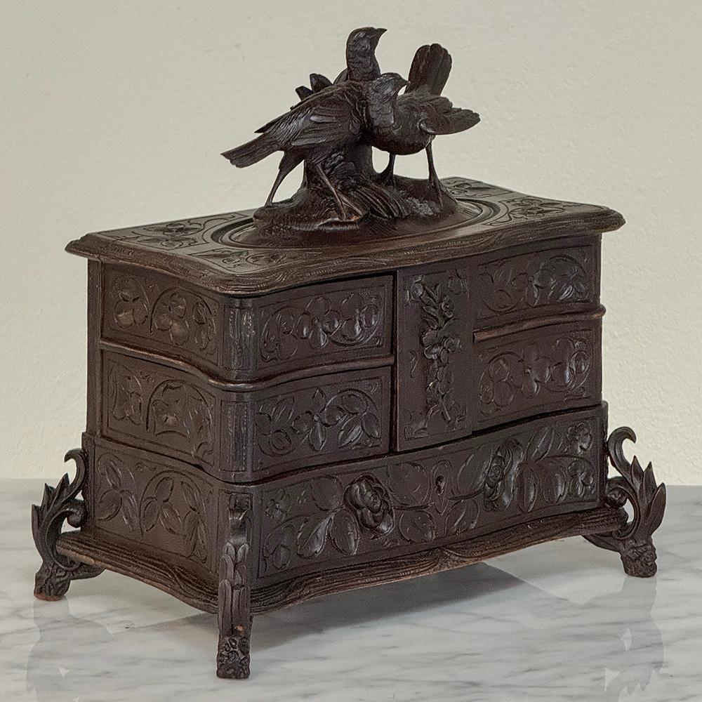 German 19th Century Black Forest Hand-Carved Jewelry Box For Sale