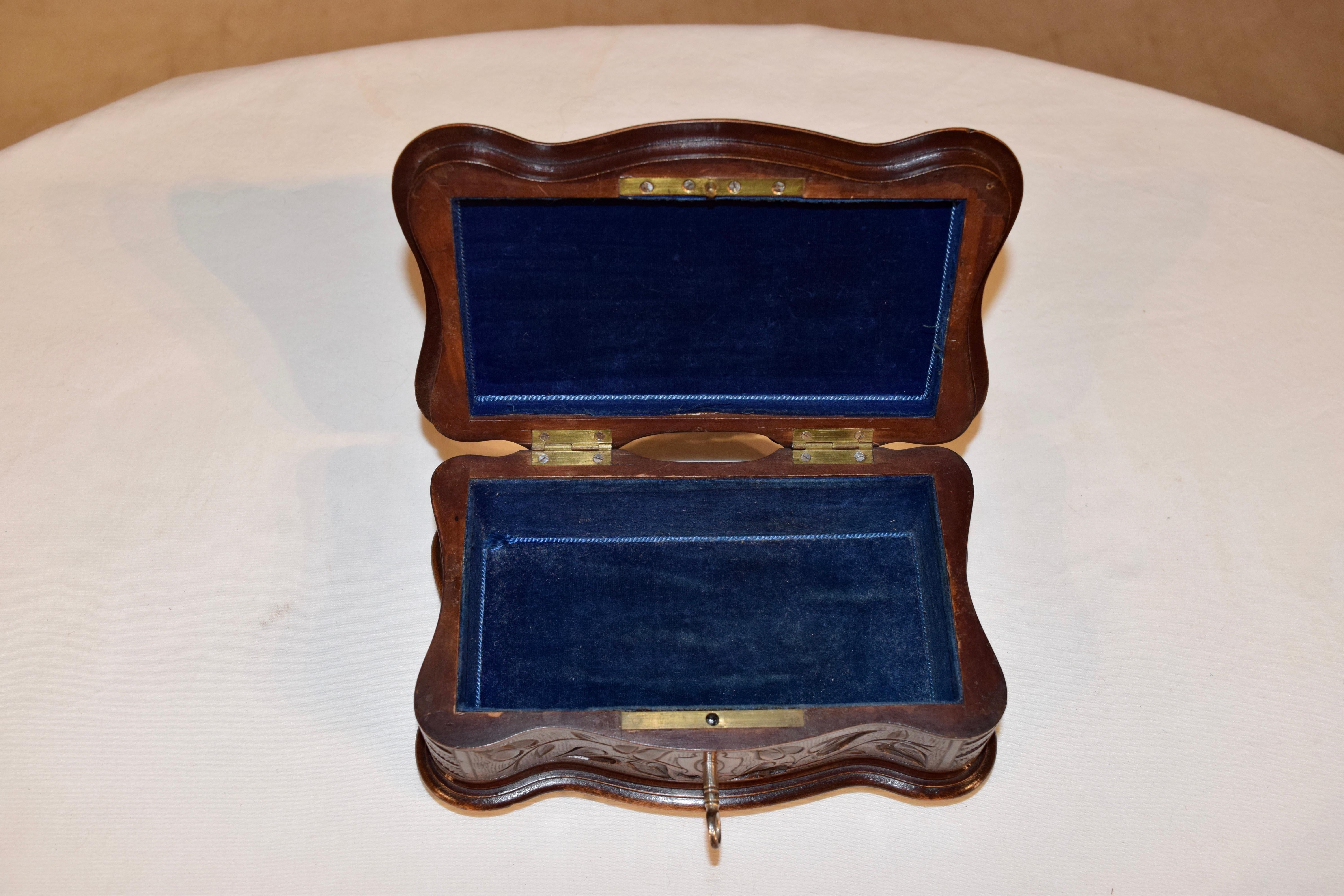 19th Century Black Forest Jewelry Box In Good Condition In High Point, NC
