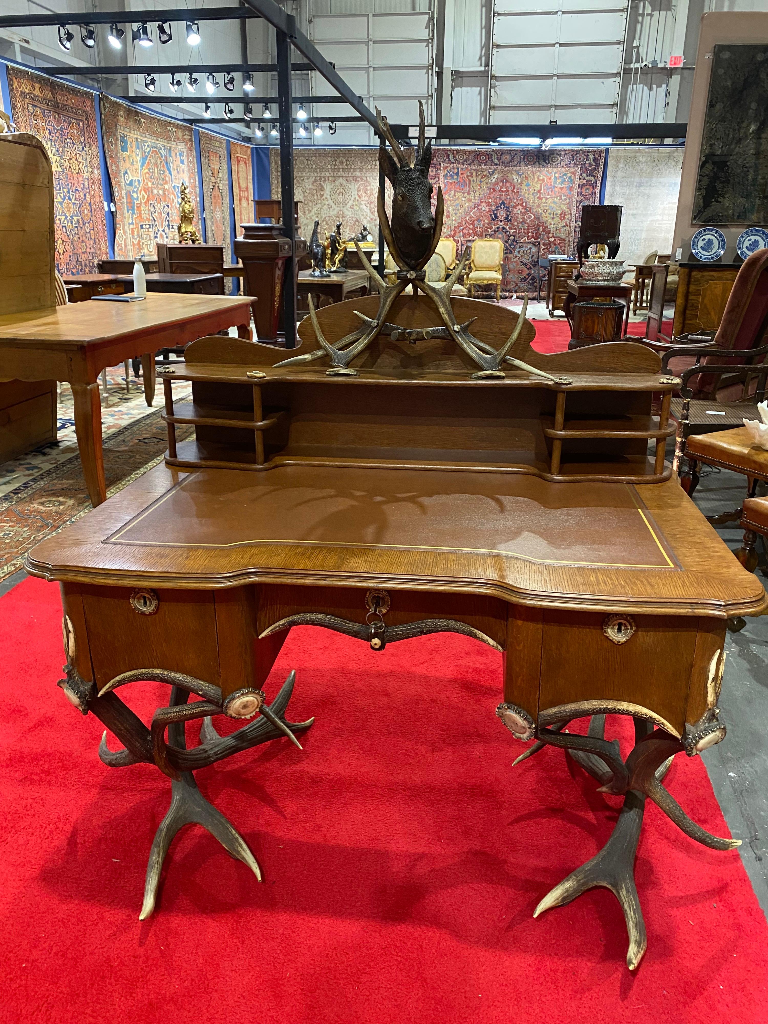 19th Century Black Forest Leather Top Antler Desk and Removable Shelf In Good Condition In Charleston, SC