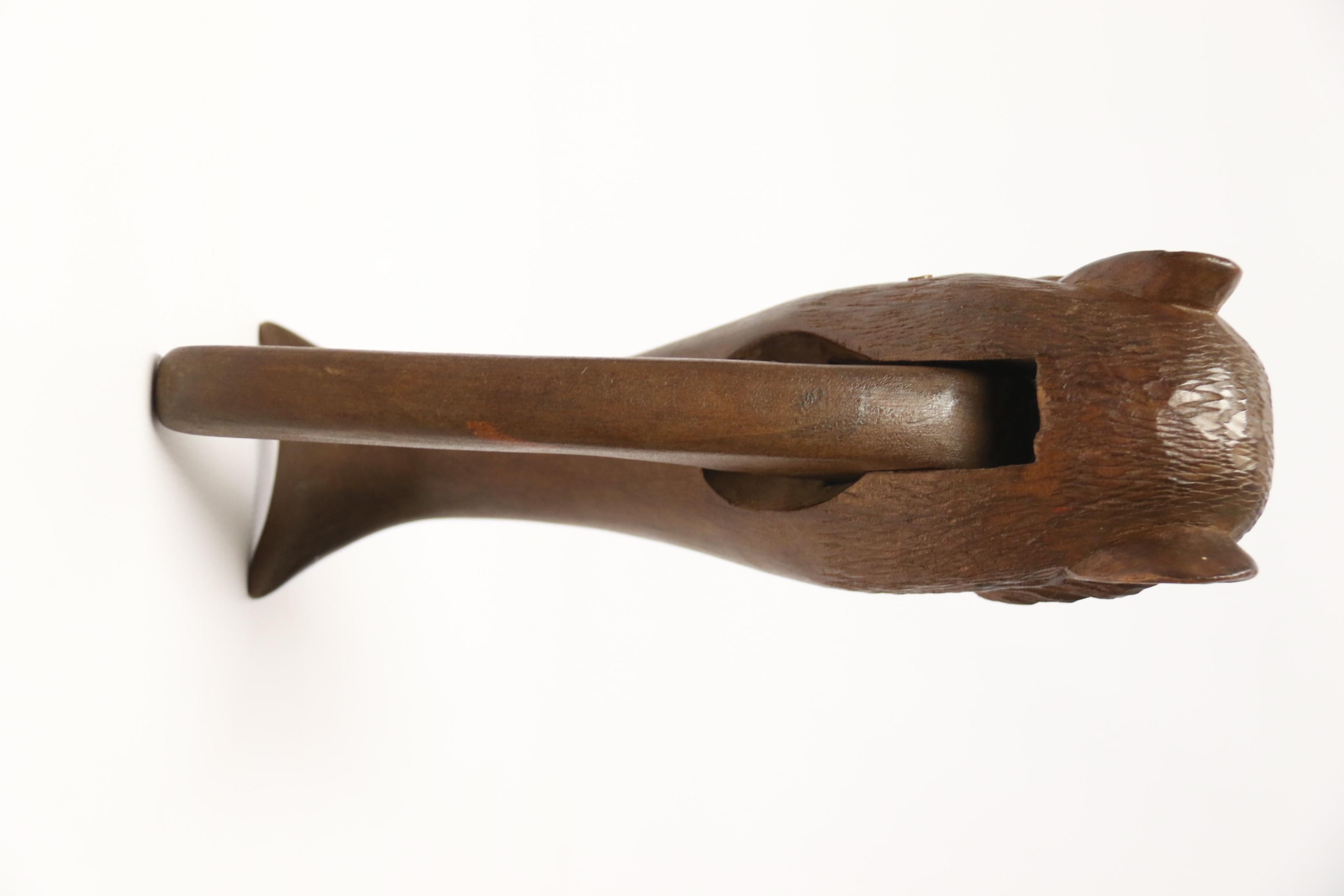 19th Century Black Forest Nutcracker in the Form of a Monkey, circa 1890 9