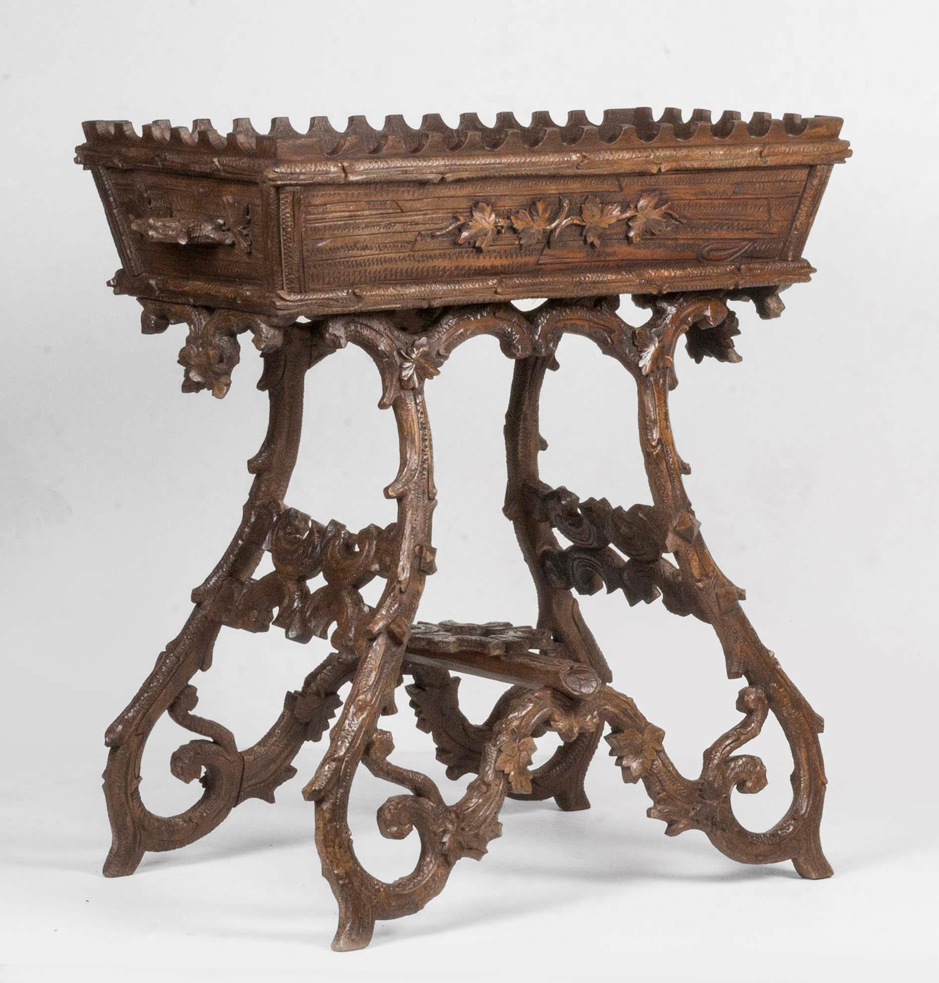 German 19th Century Black Forest Plant Stand, Jardinière Carved Chestnut Wood