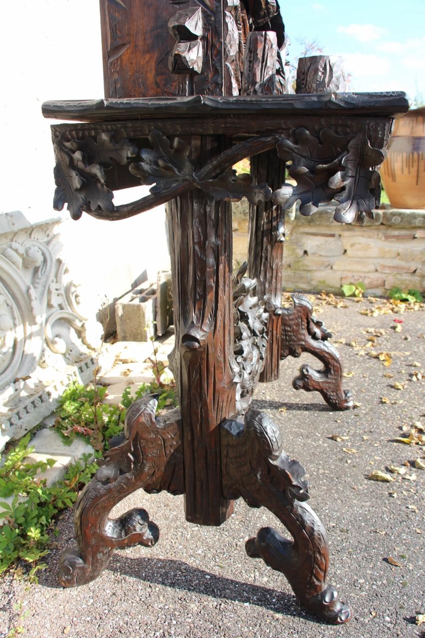 19th Century Black Forest Sideboard Signed By Josef Blank im Zustand „Relativ gut“ im Angebot in Charmes, FR