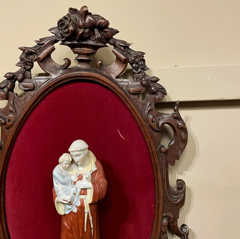 Hand-Carved 19th Century Black Forest Wall Shrine with St. Anthony of Padua & Jesus For Sale