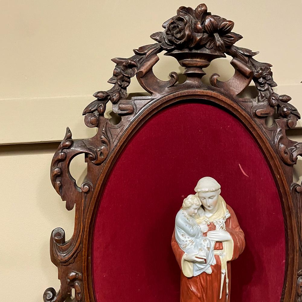 19th Century Black Forest Wall Shrine with St. Anthony of Padua & Jesus In Good Condition For Sale In Dallas, TX