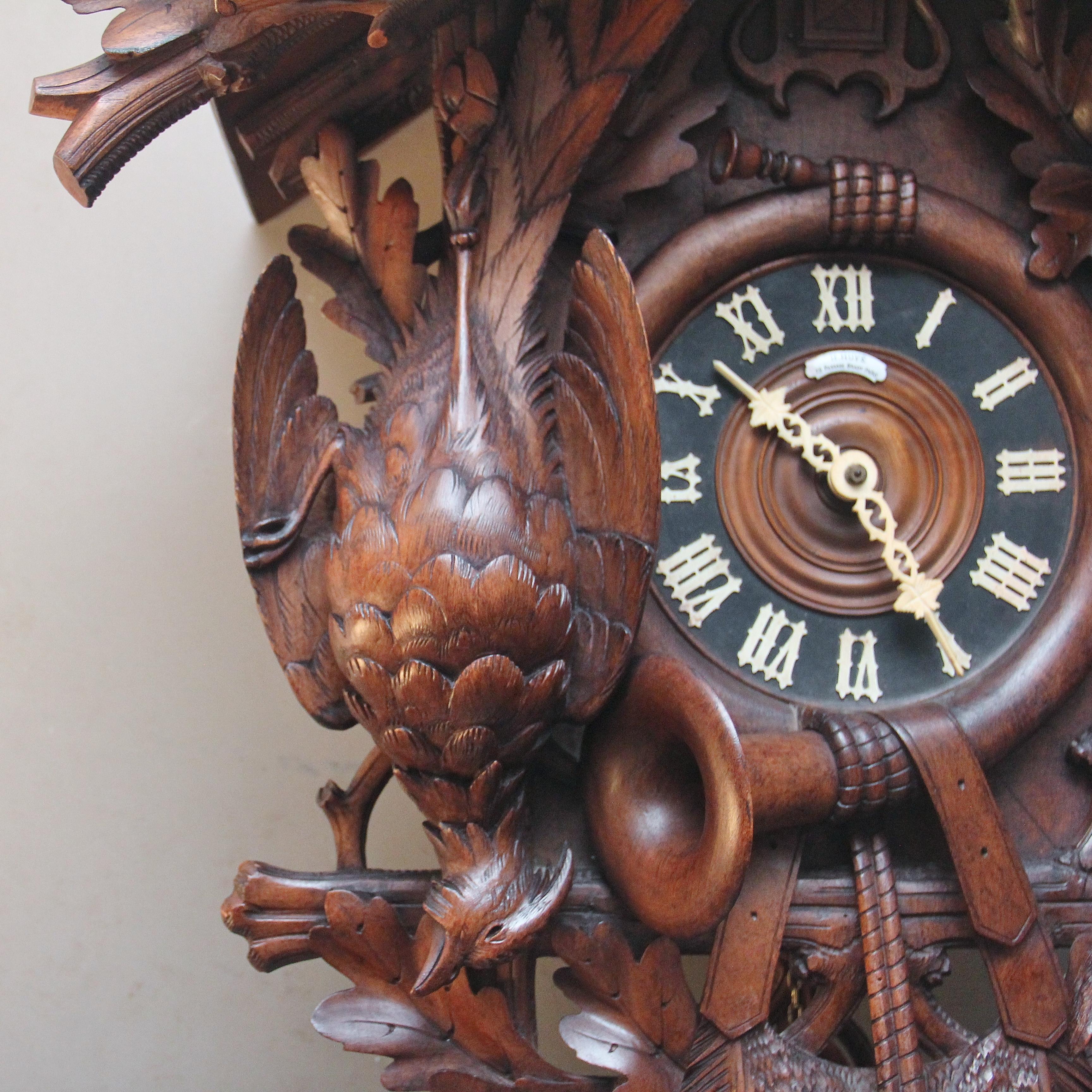 19th Century black forest walnut cuckoo clock For Sale 3