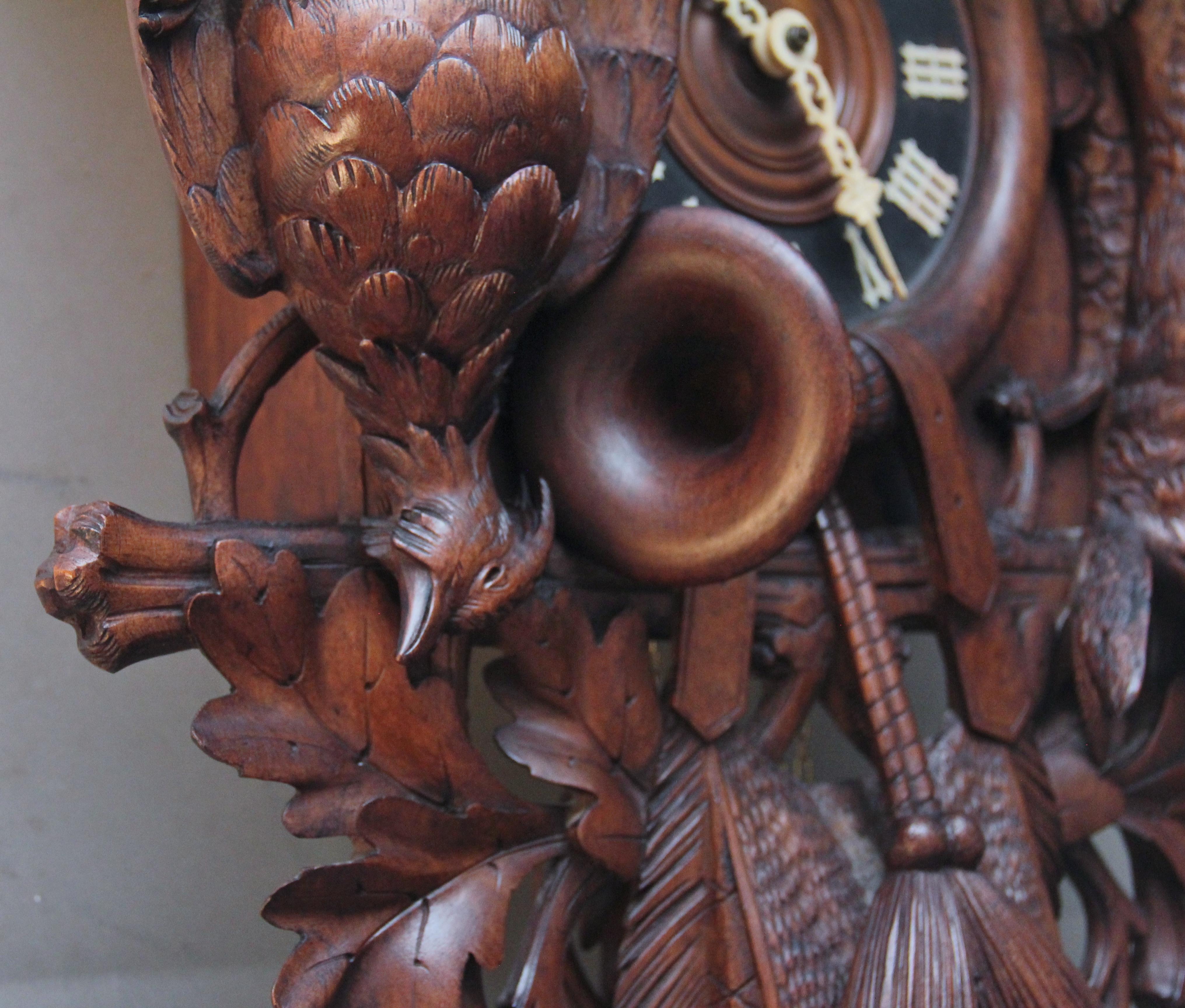 19th Century black forest walnut cuckoo clock For Sale 5
