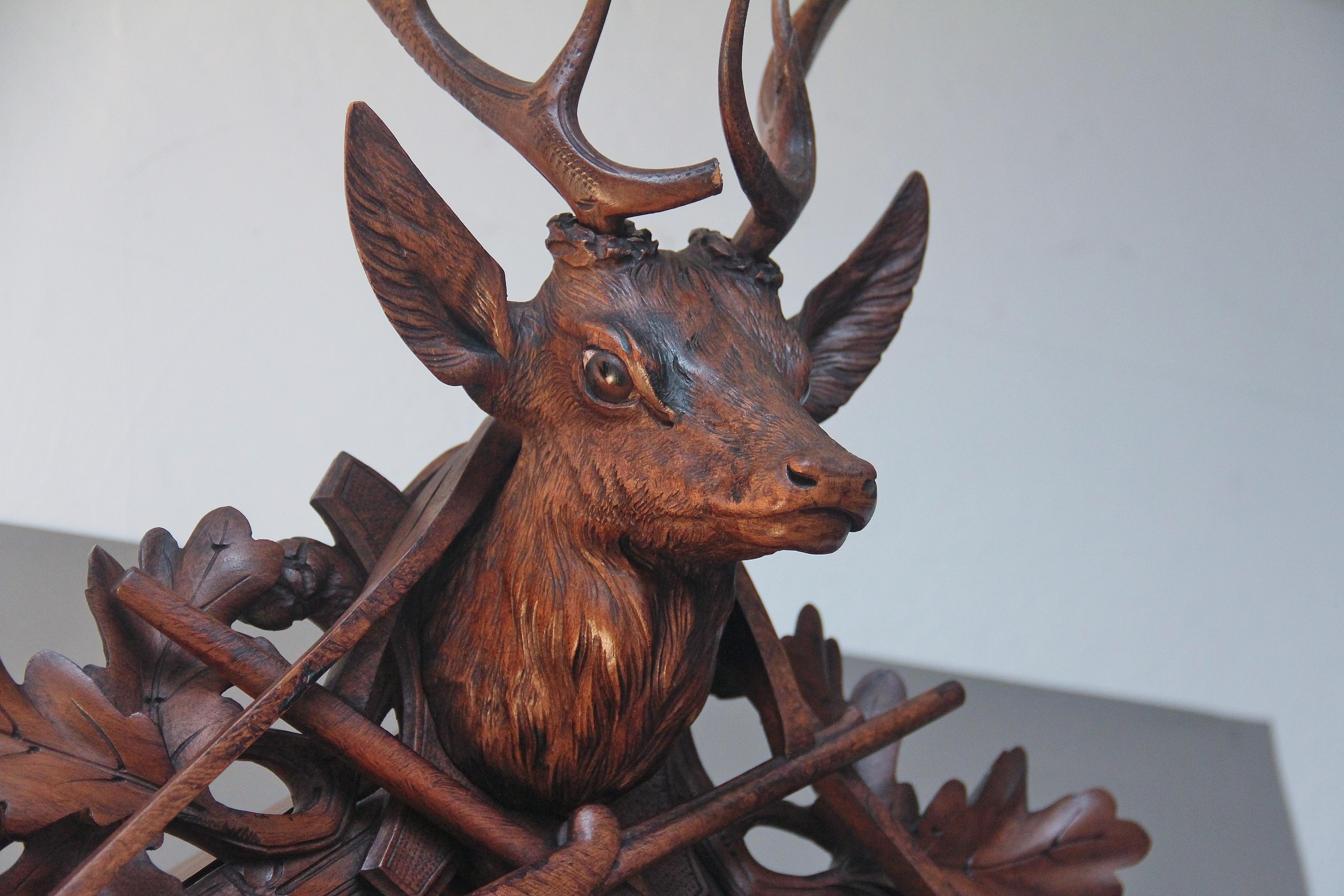 Late 19th Century 19th Century black forest walnut cuckoo clock For Sale