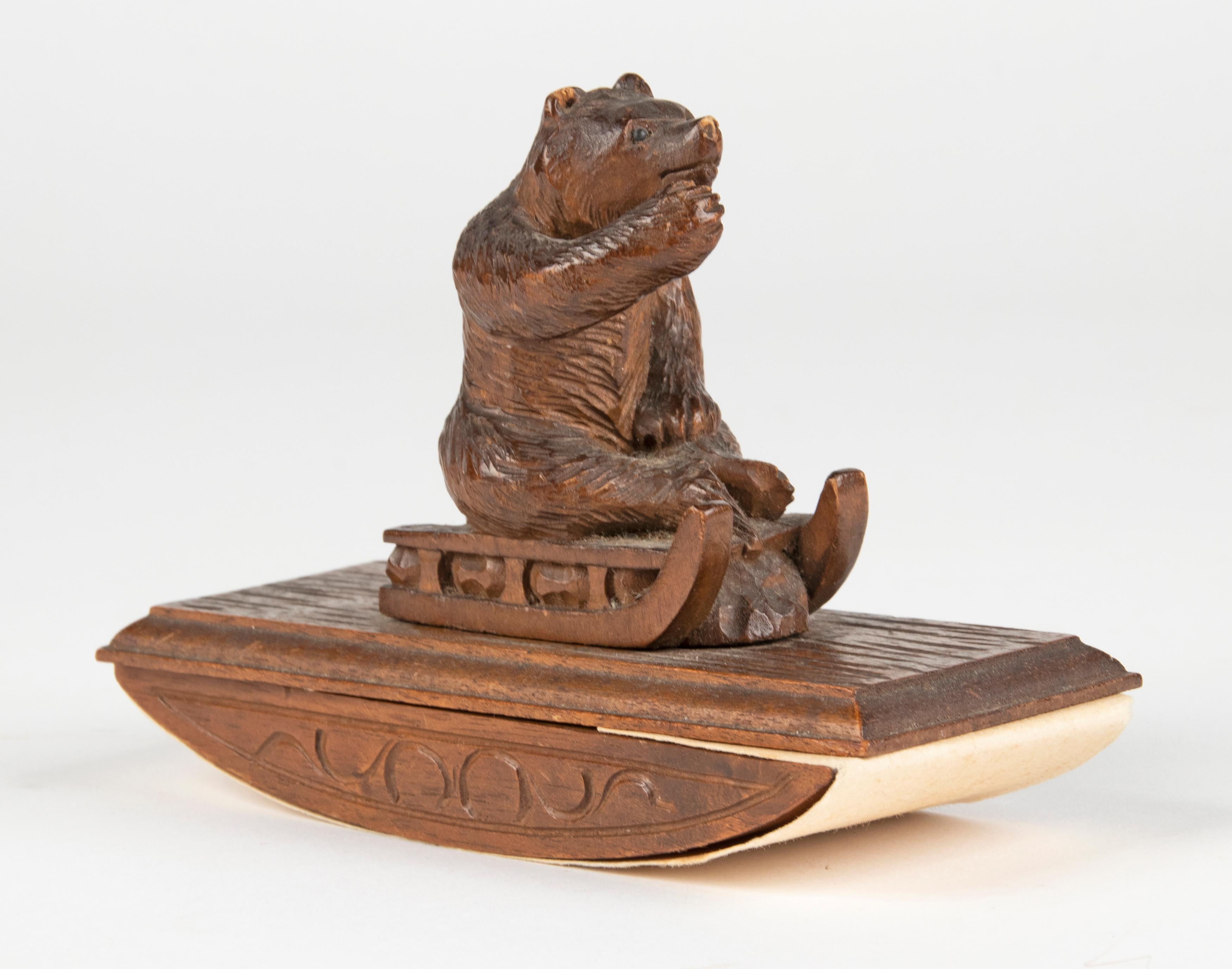 19th Century Black Forest Walnut Desk Blotter with a Bear on a Sled 1