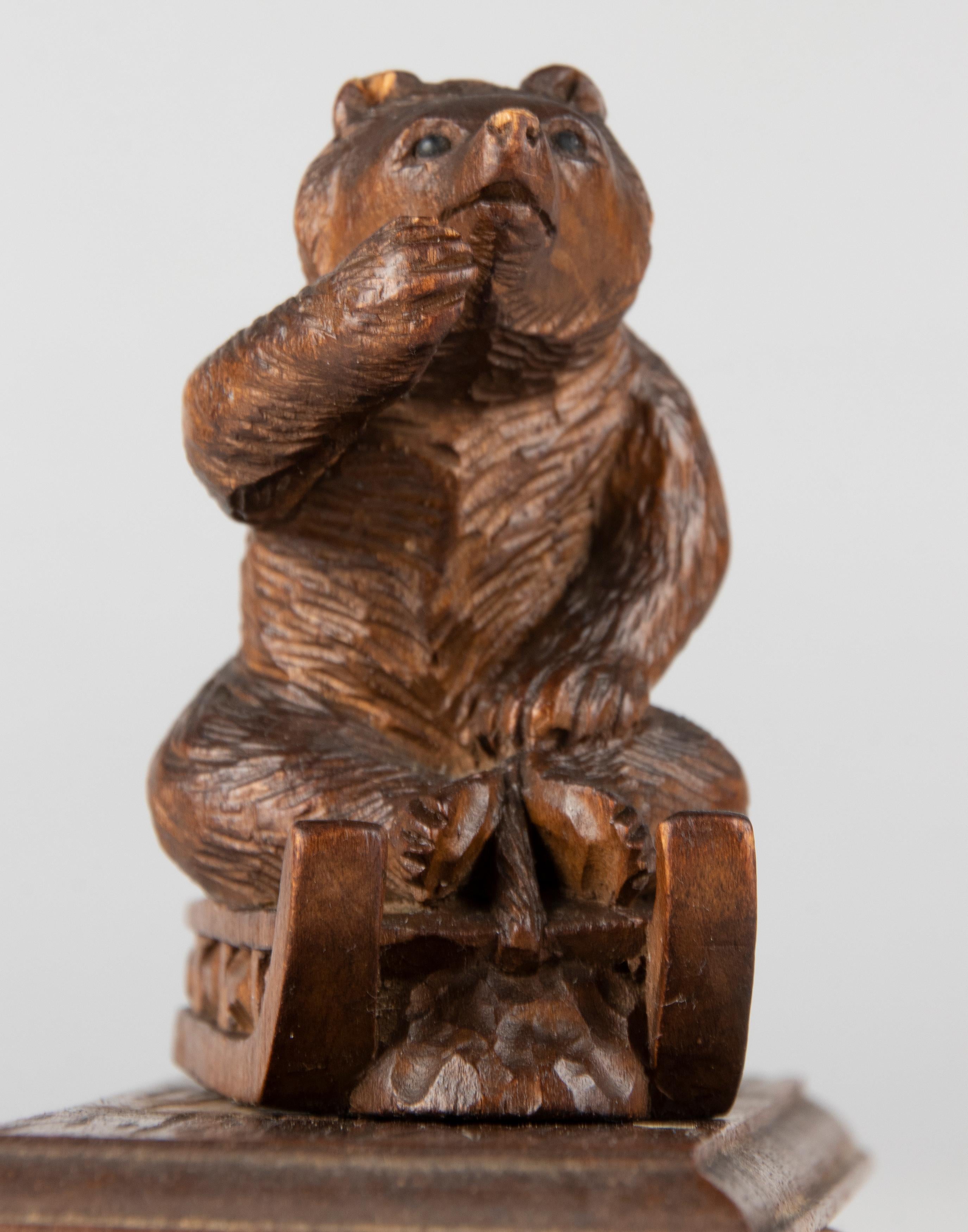 19th Century Black Forest Walnut Desk Blotter with a Bear on a Sled 2