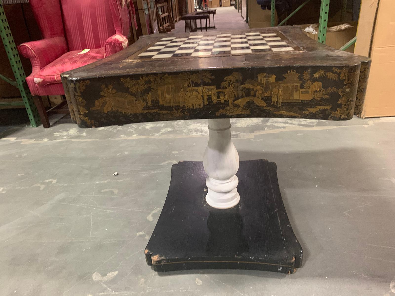 19th Century Black and Gilt Chinoiserie Game Table with Birdcage For Sale 1