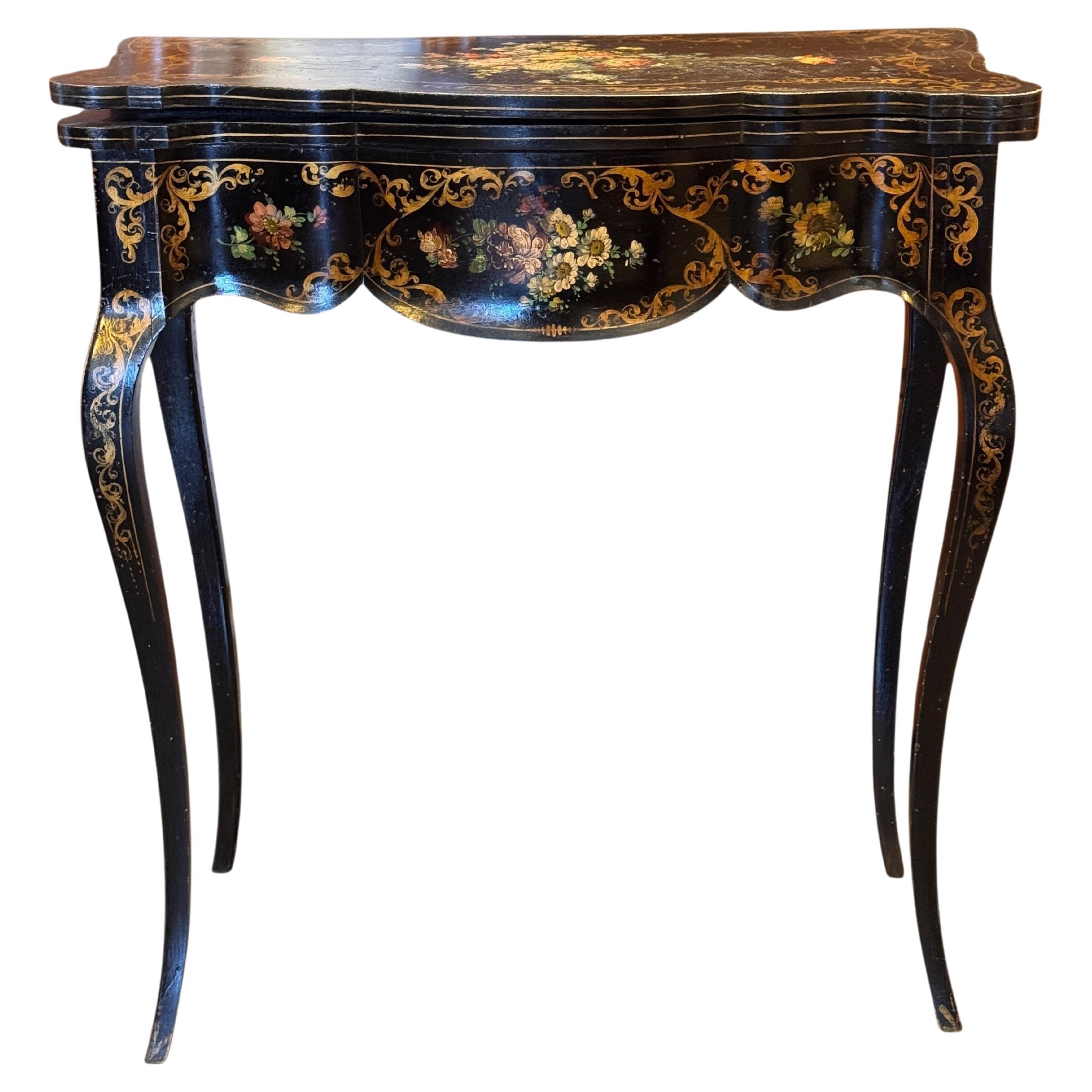 Tavolo da gioco in lacca nera del XIX secolo