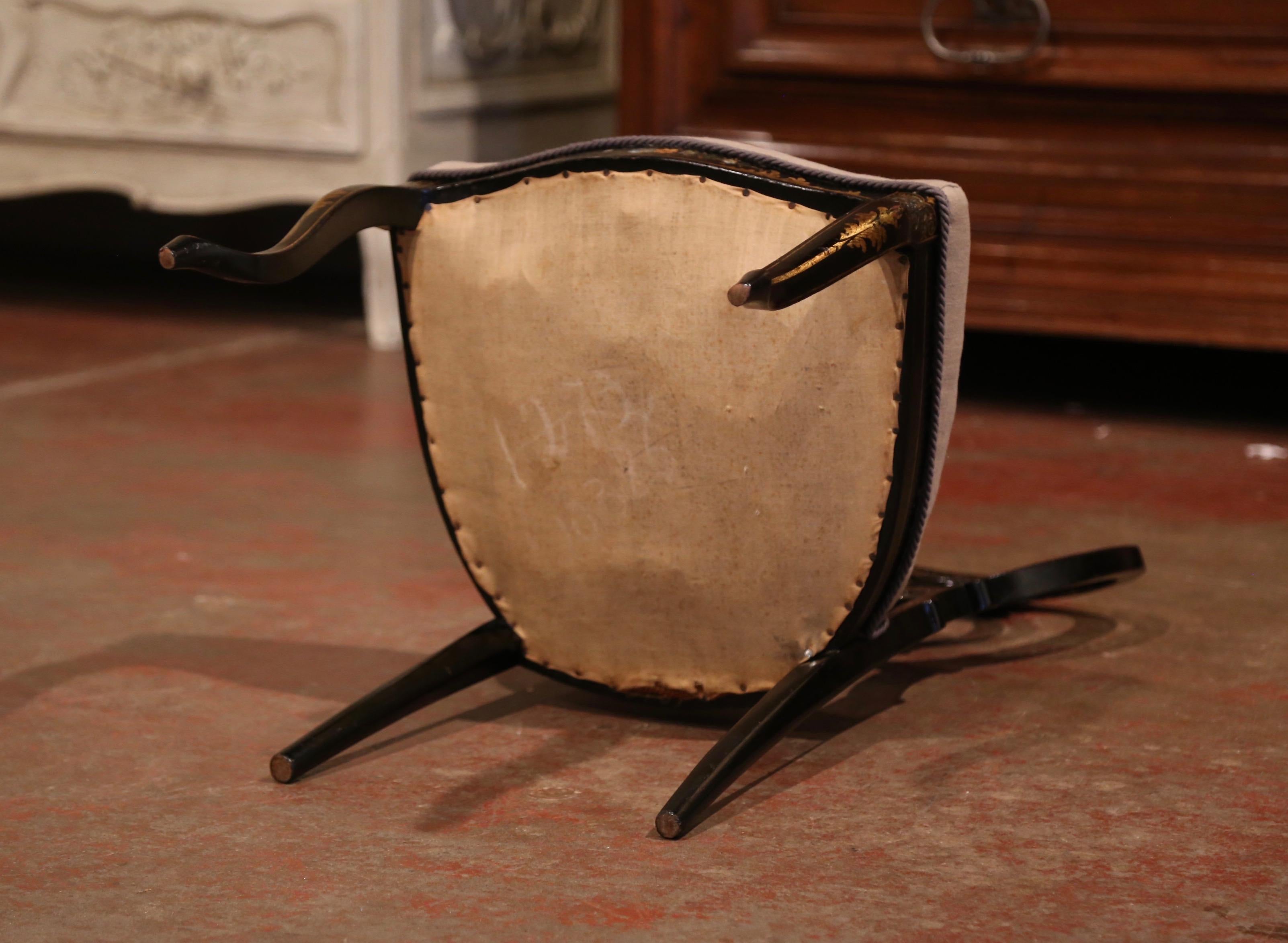 19th Century Black Lacquered and Gilt Chair with Mother of Pearl Decor 3