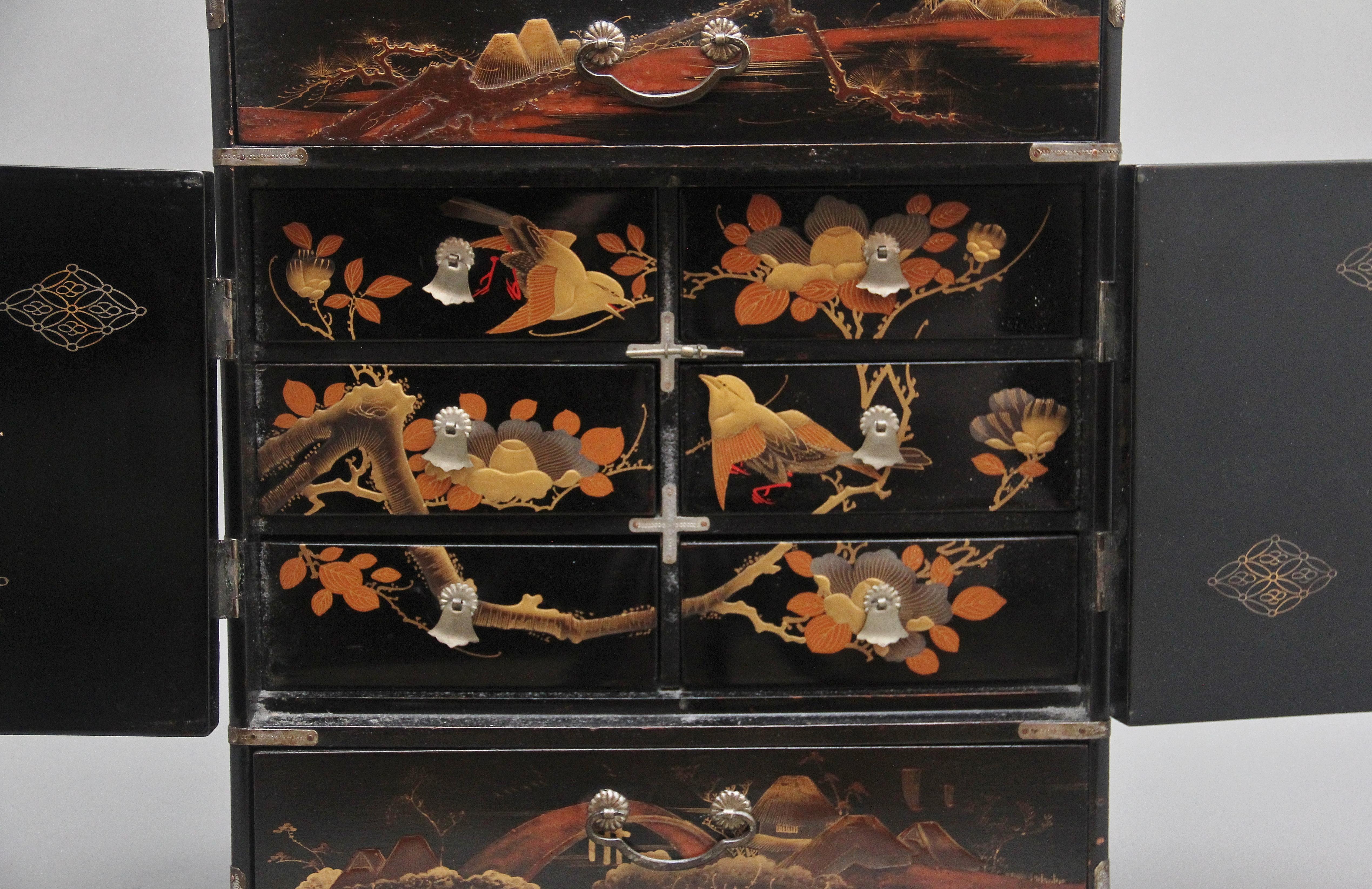 Japanese 19th Century black lacquered and painted table cabinet For Sale