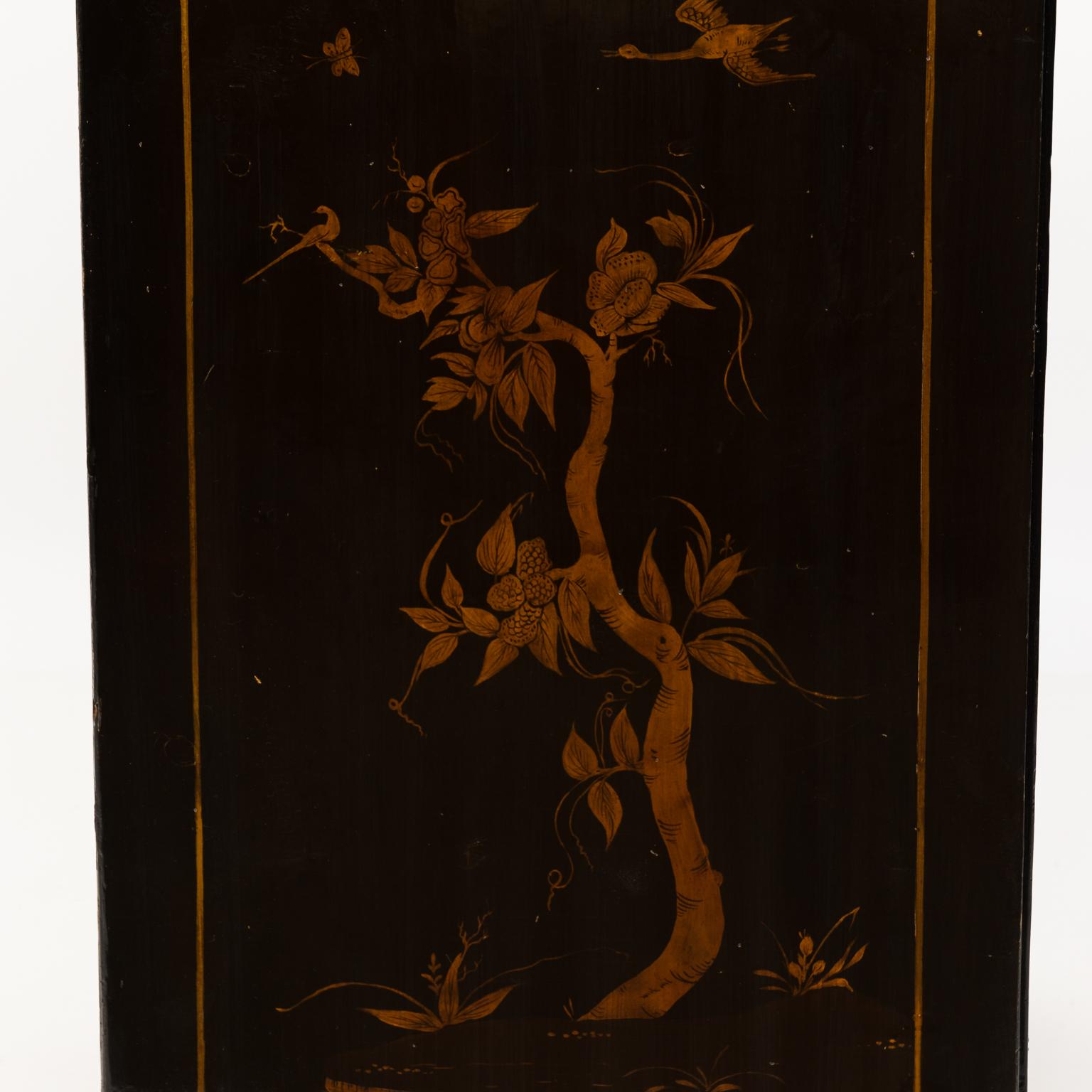 19th Century Black Lacquered Japanese Chest of Drawers 5