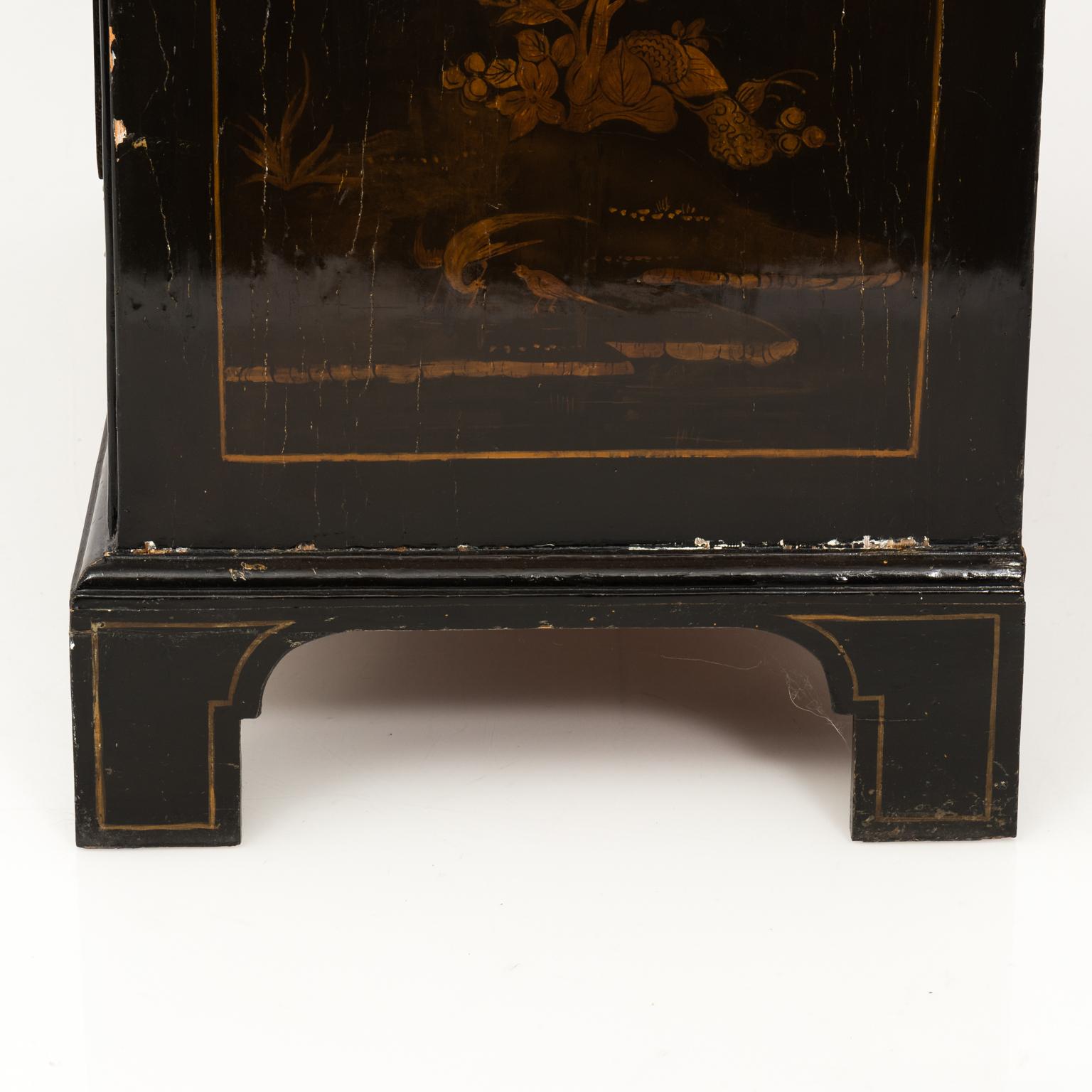 19th Century Black Lacquered Japanese Chest of Drawers 9