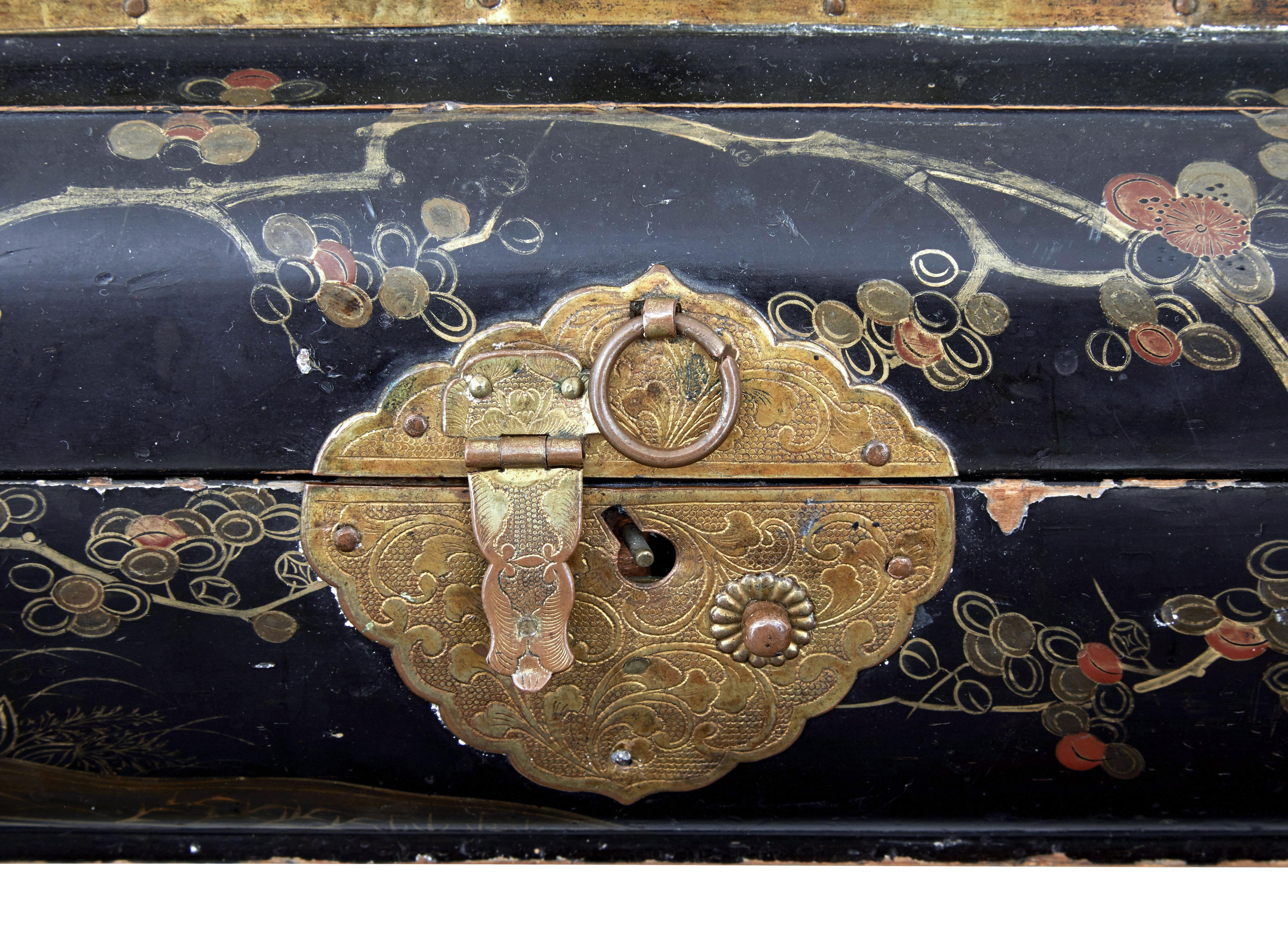 19th Century Black Lacquered Jewellery Box 1