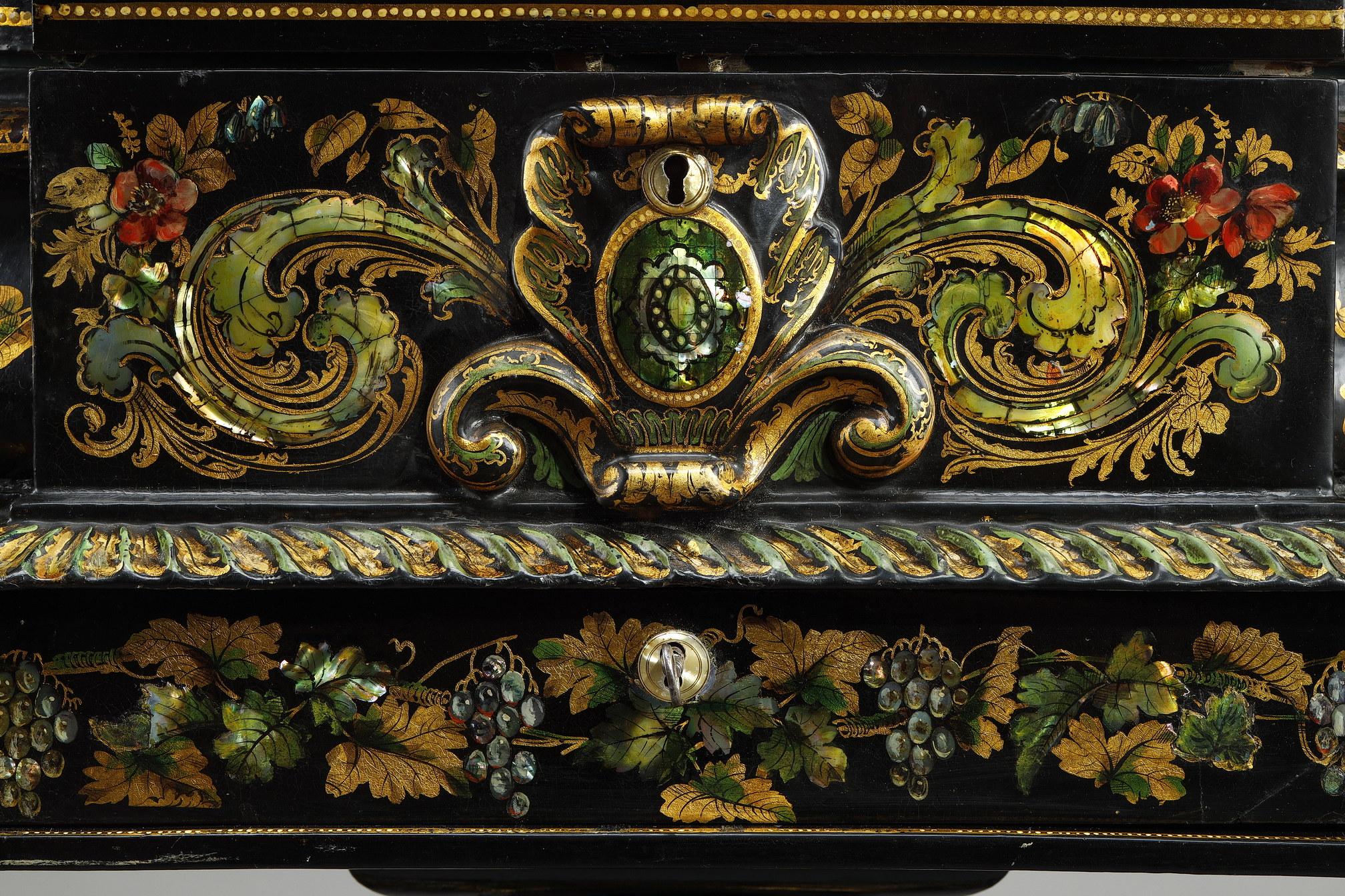 French 19th Century Black lacquered 