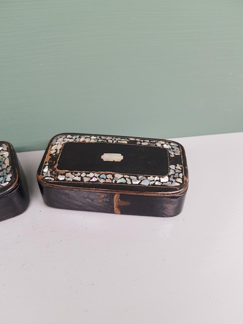 Unknown 19th Century Black Lacquered Wooden Snuff Boxes Inlaid with Mother of Pearl For Sale