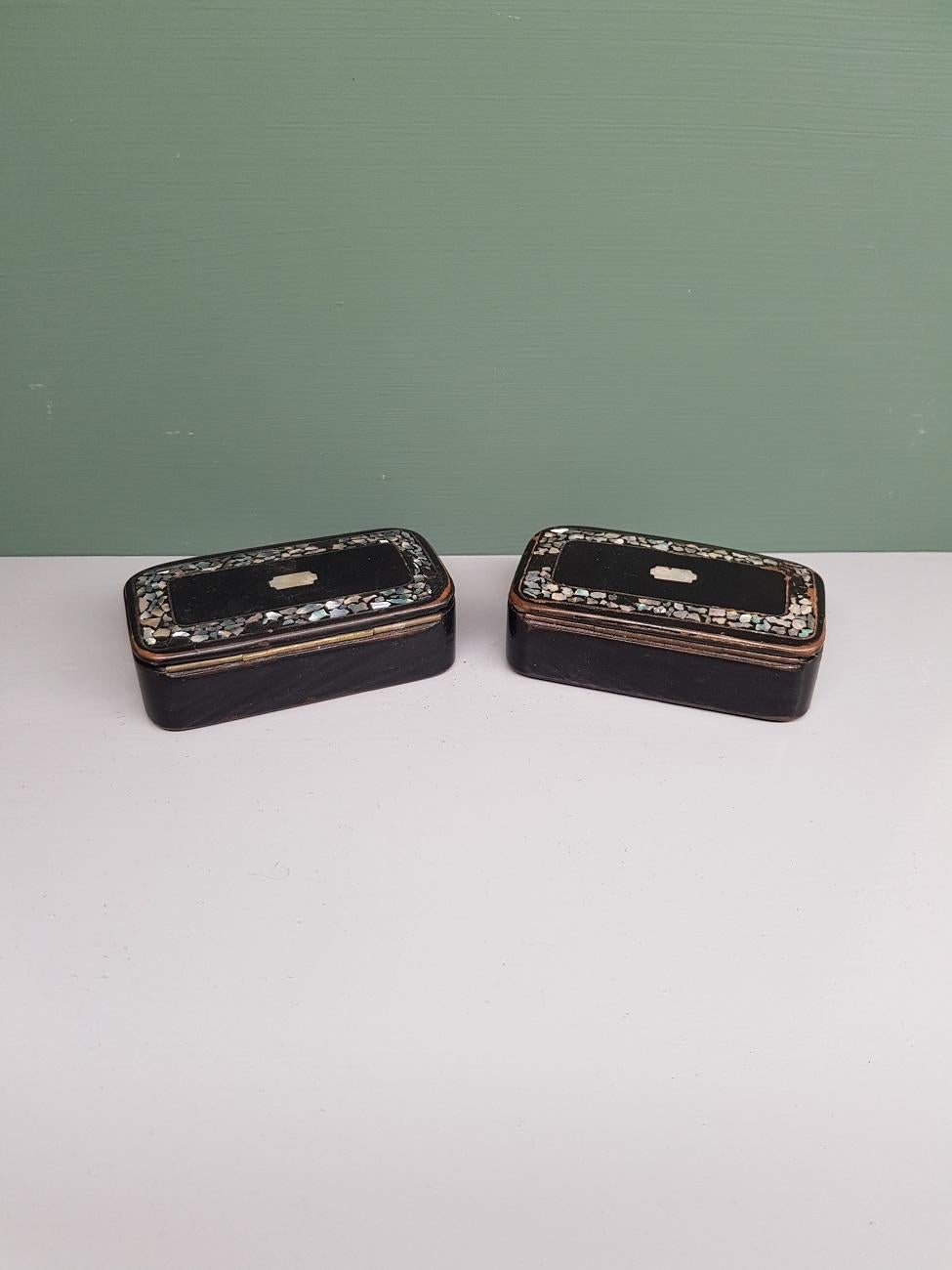 Mother-of-Pearl 19th Century Black Lacquered Wooden Snuff Boxes Inlaid with Mother of Pearl For Sale