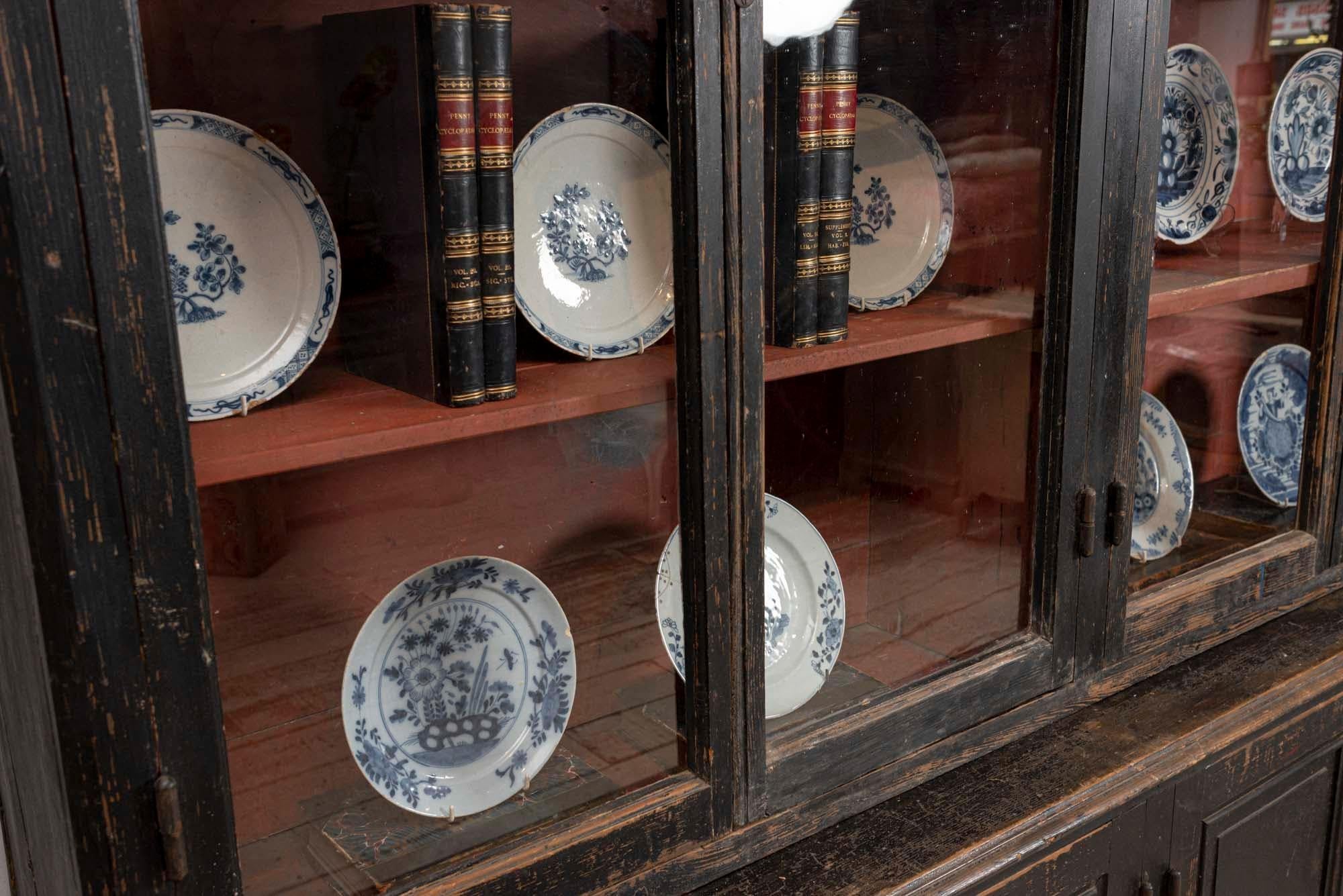 19th Century Black Painted French Library Breakfront 'Moderne' Bookcase 10