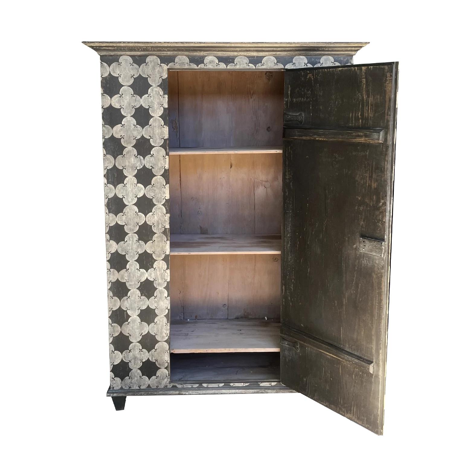 19th Century Black-White Italian Painted Pine Cabinet, Antique Tuscan Cupboard For Sale 1