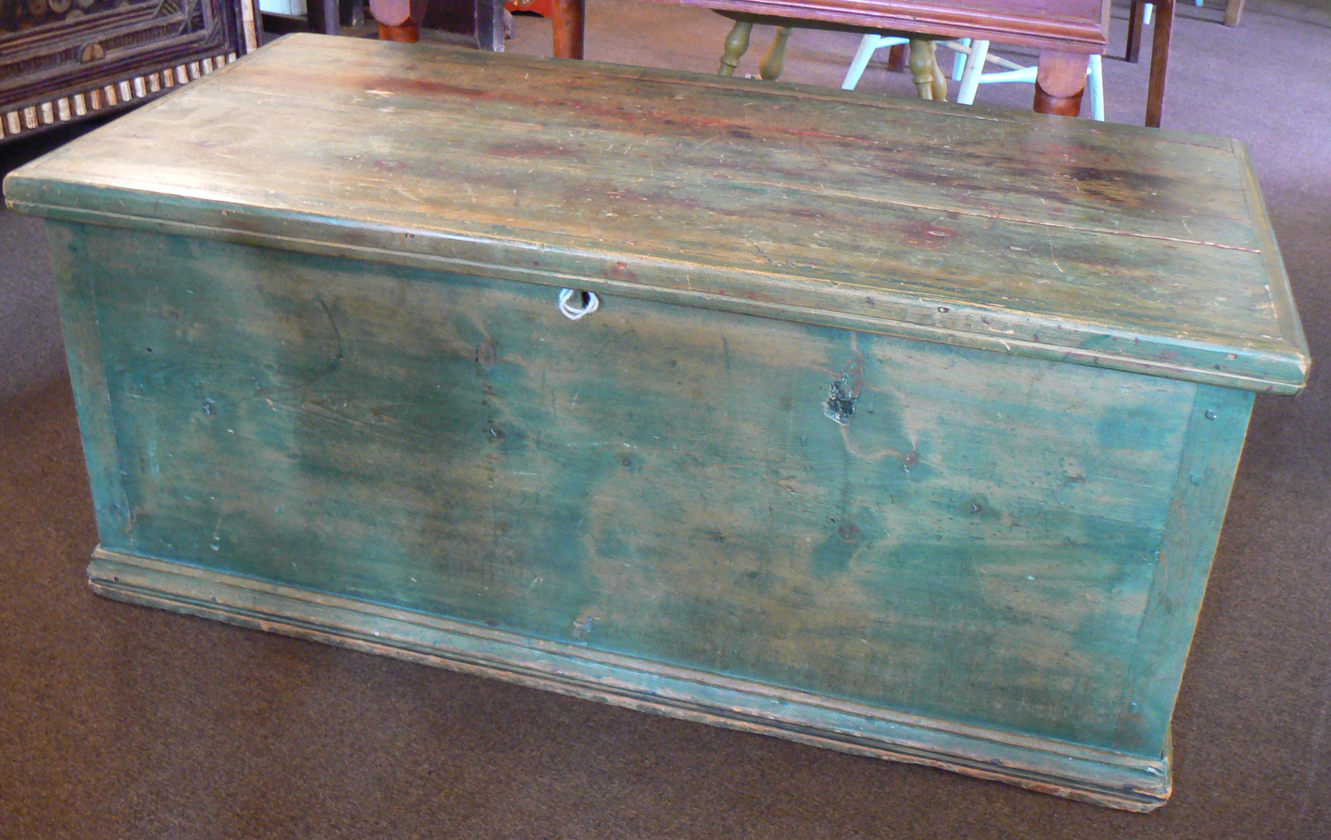 Wood 19th Century Blanket Chest in Old Green Paint