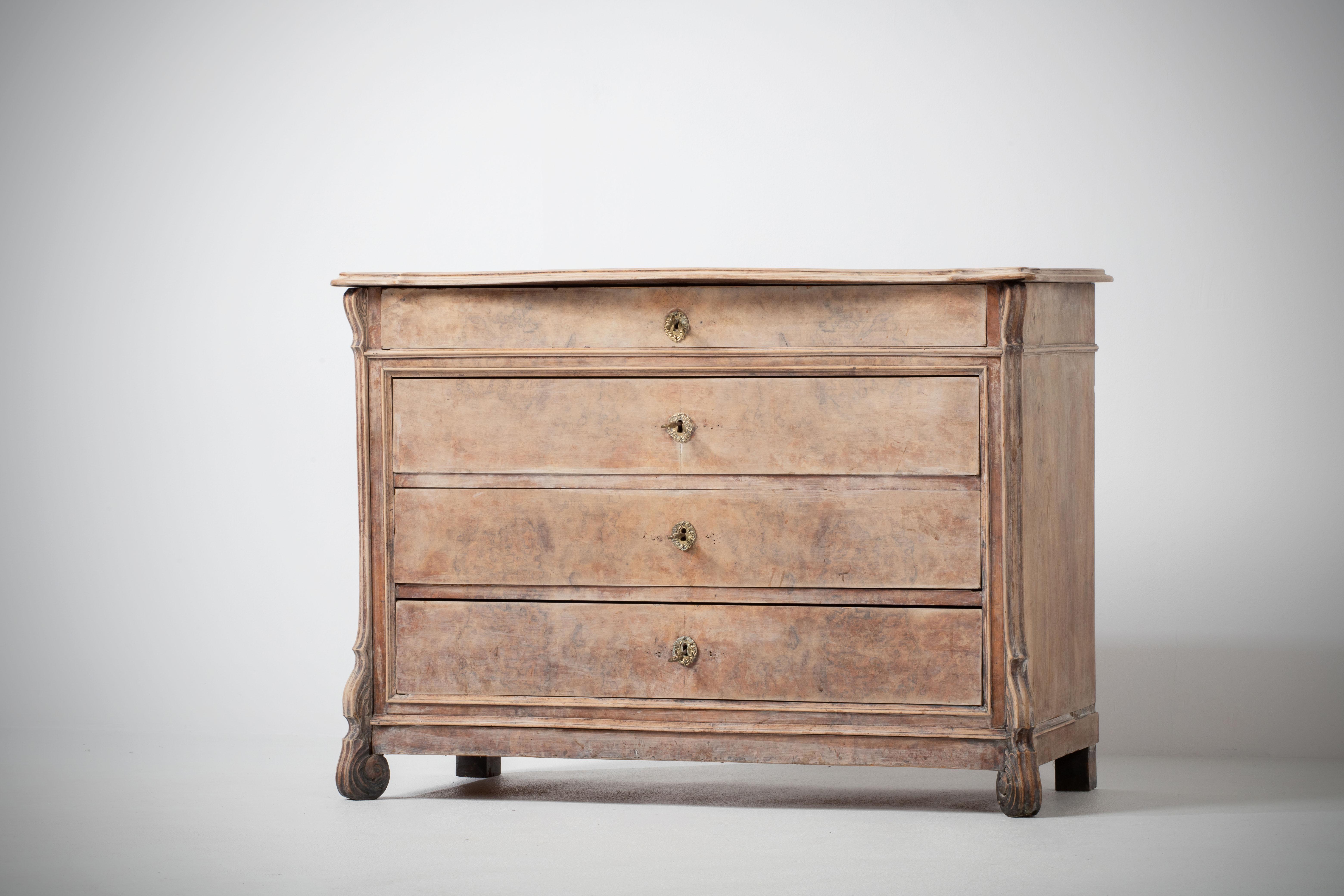 19th Century, Bleached Chest of Drawers, France In Fair Condition In Wiesbaden, DE