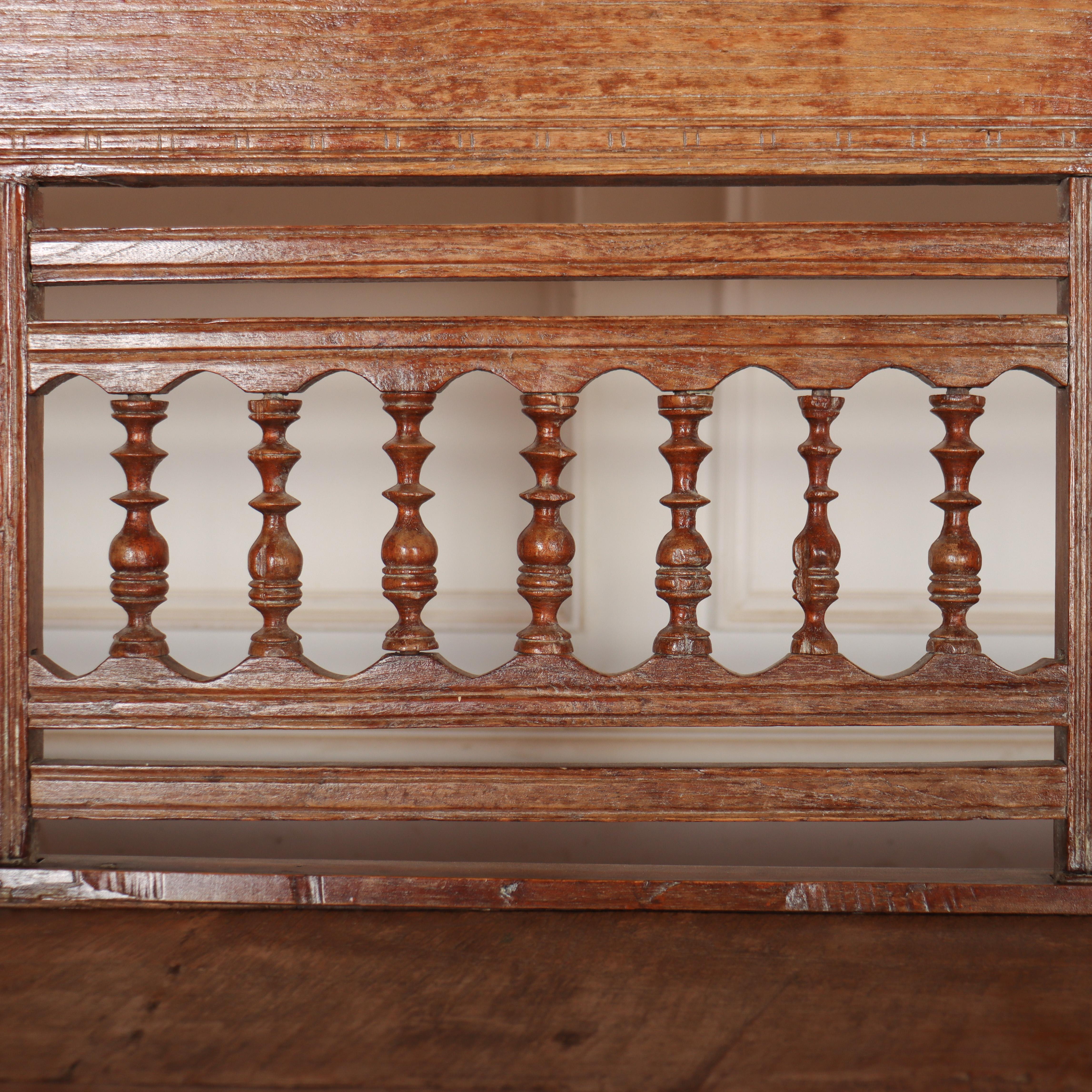 19th Century Bleached Chestnut Settle For Sale 3