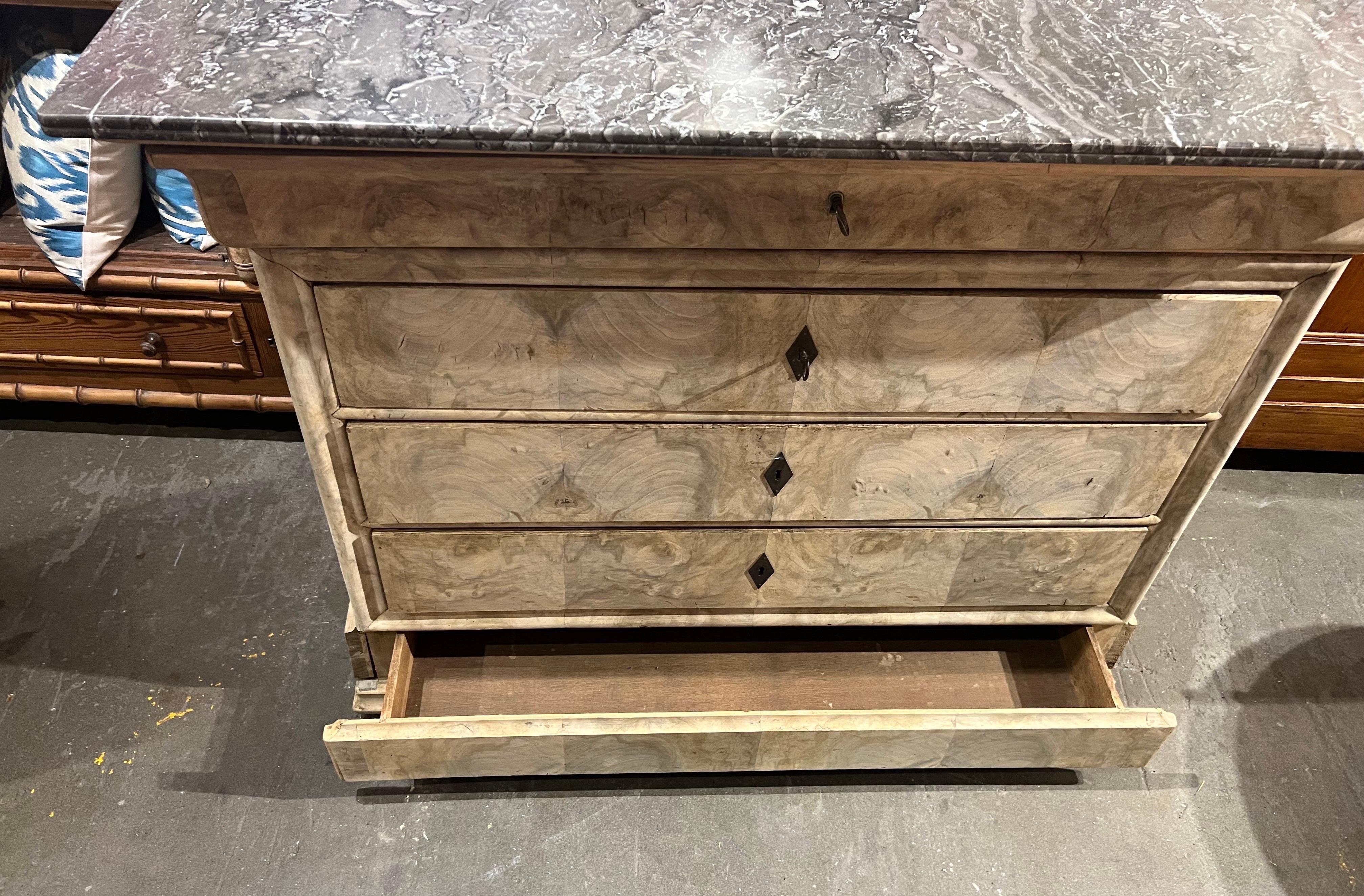 19th Century Bleached French Fossilized Marble Top Chest with Hidden Drawer For Sale 2