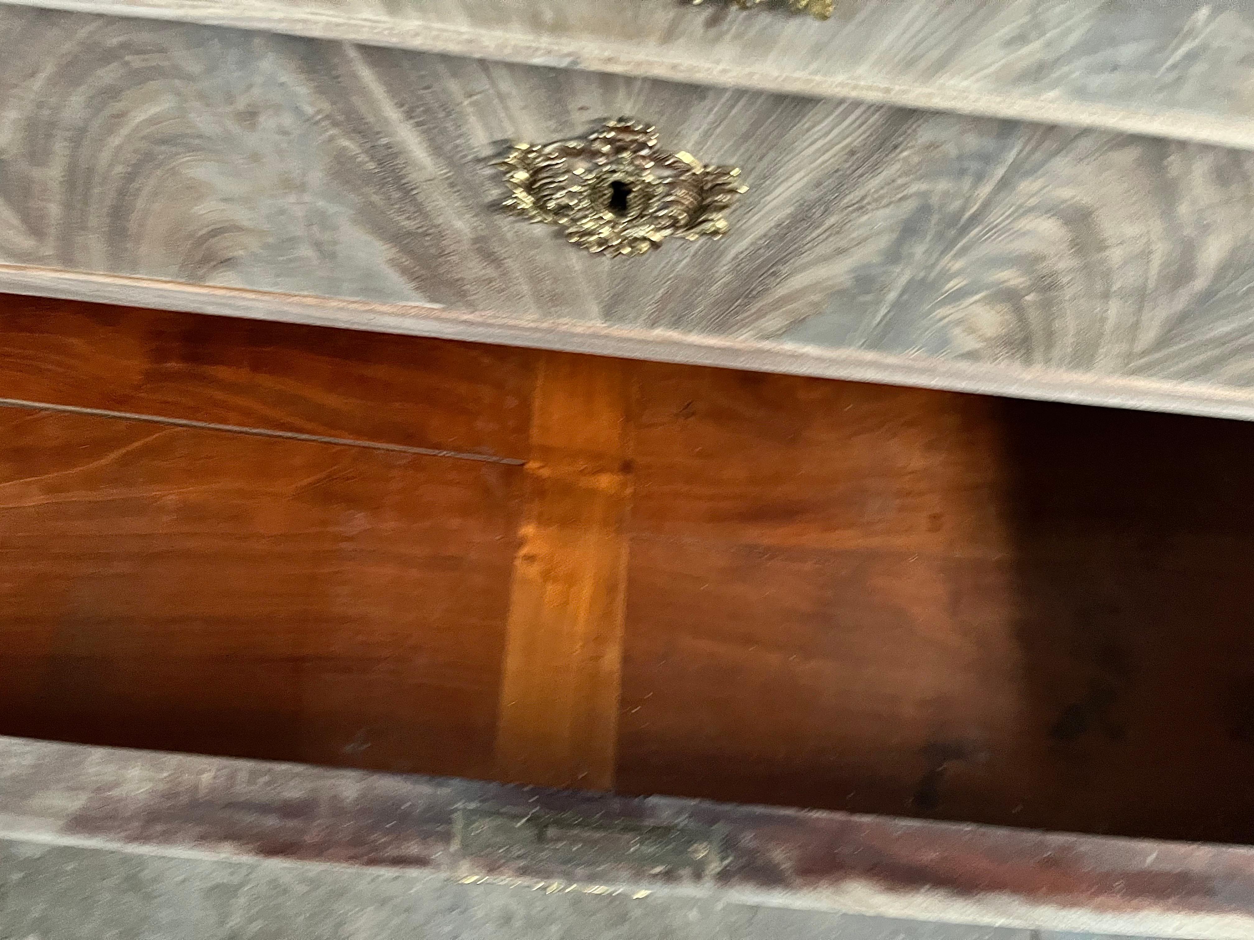 Cómoda Louis Philippe De Caoba Blanqueada Del Siglo XIX Con Mármol Gris Francés en venta