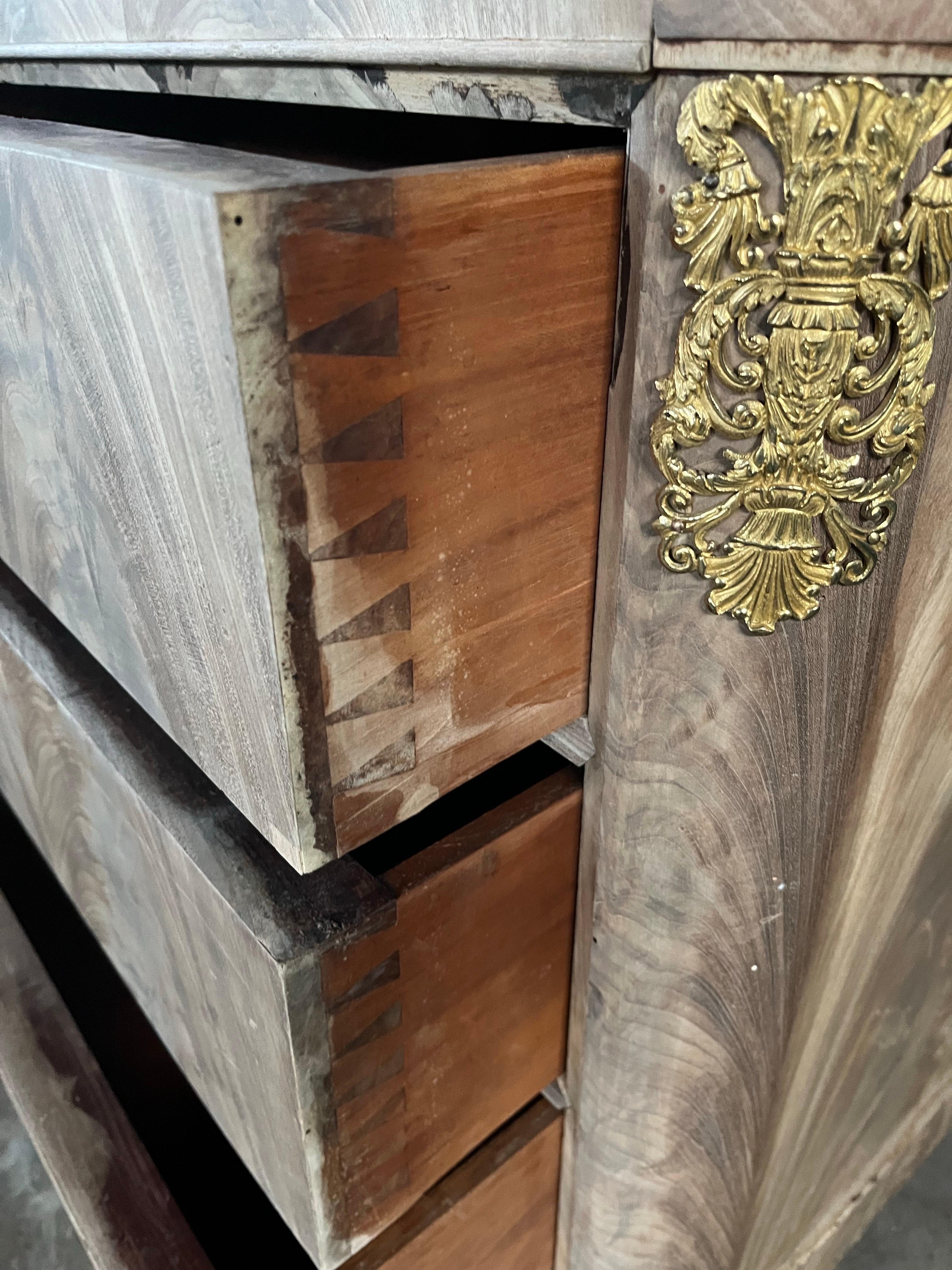 Cómoda Louis Philippe De Caoba Blanqueada Del Siglo XIX Con Mármol Gris en venta 1