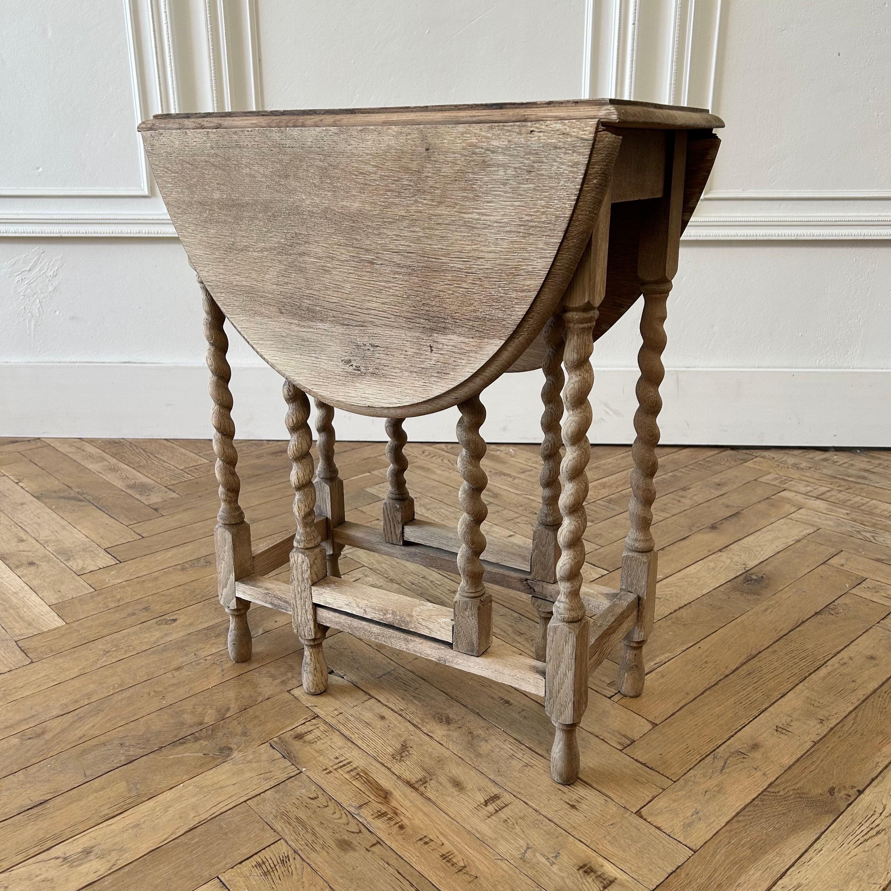 19th Century Bleached Oak Double Gate-Leg Oval Table 1