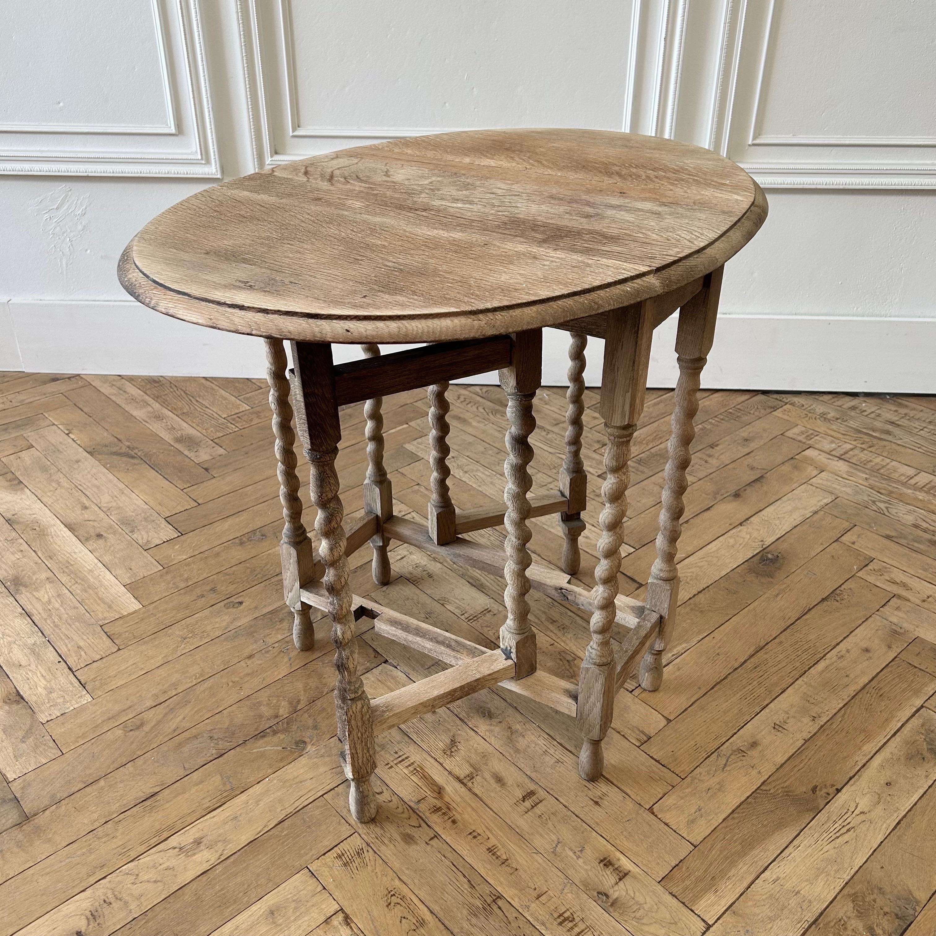19th Century Bleached Oak Double Gate-Leg Oval Table 2